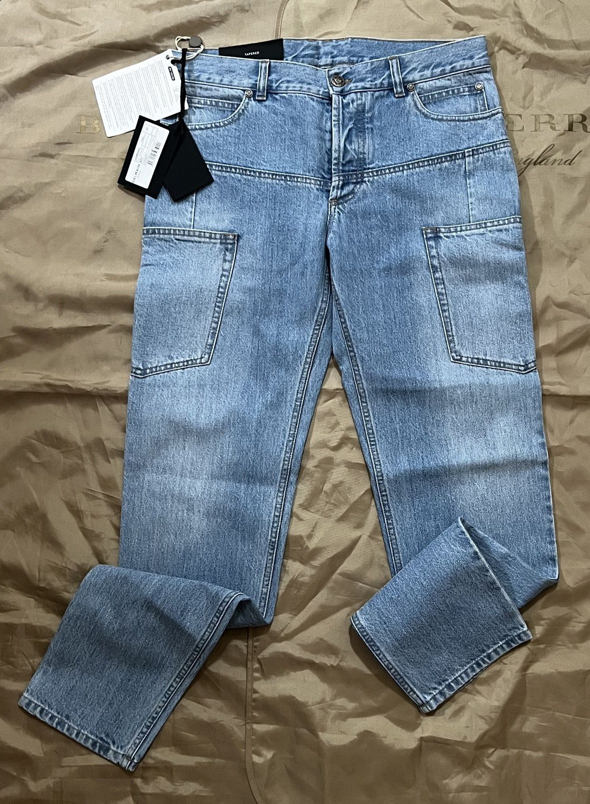 Balmain BALMAIN Tapered denim jeans size 32 $2500 Size US 32 / EU 48 - 1 Thumbnail