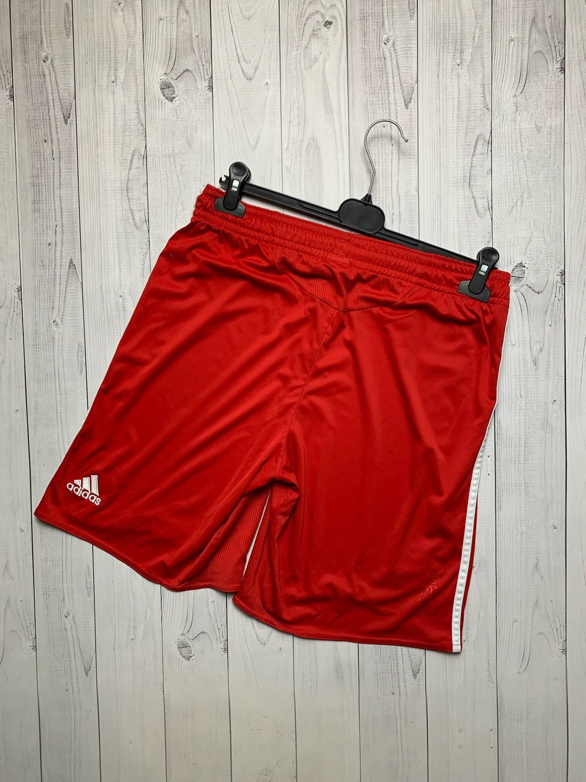 Adidas × Vintage Vintage adidas Liverpool soccer shorts size M Size US 32 / EU 48 - 6 Thumbnail