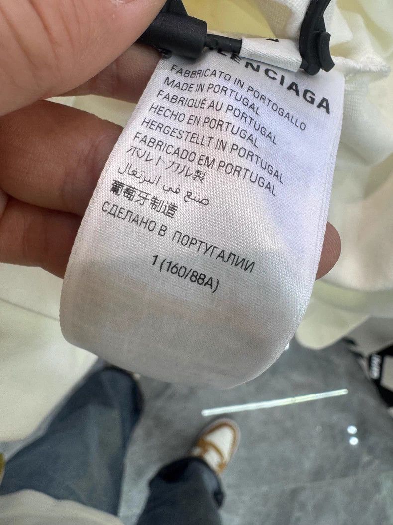 Balenciaga Balenciaga Oversized Long Sleeve T-Shirt Size US S / EU 44-46 / 1 - 5 Thumbnail