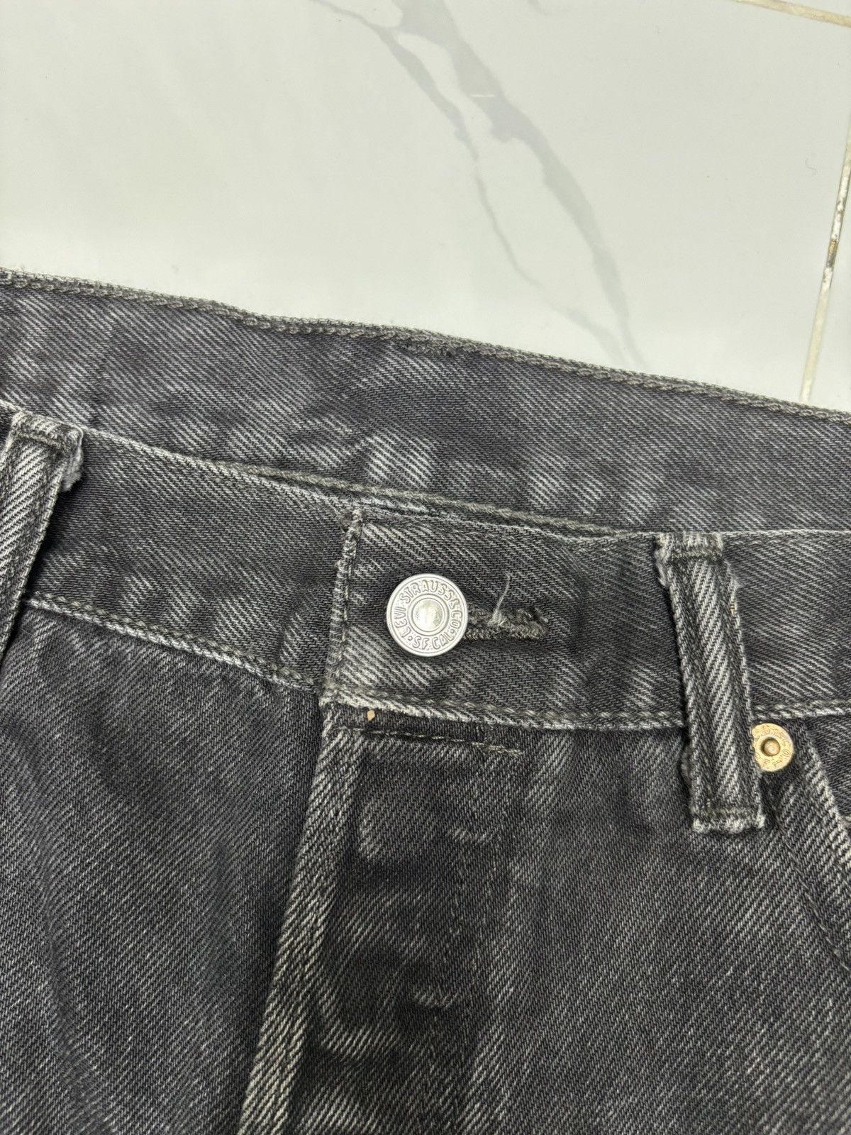 Tornado Mart Levis 501 TORNADO MART VIBES Claw Mark Distressed Denim Jean Size US 34 / EU 50 - 9 Thumbnail