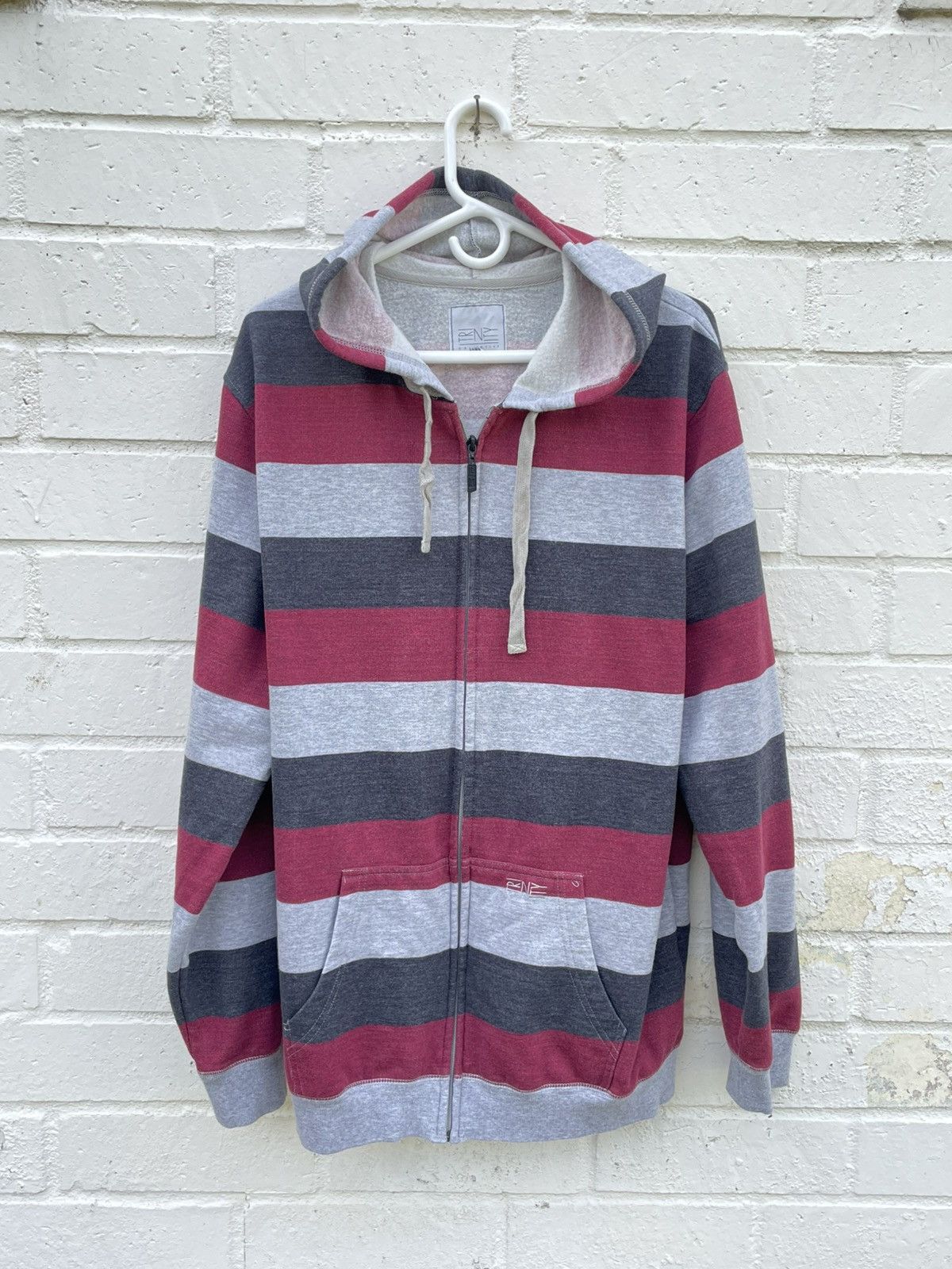 Other Red/Gray Zip Up Hoodie Size US XXL / EU 58 / 5 - 1 Thumbnail