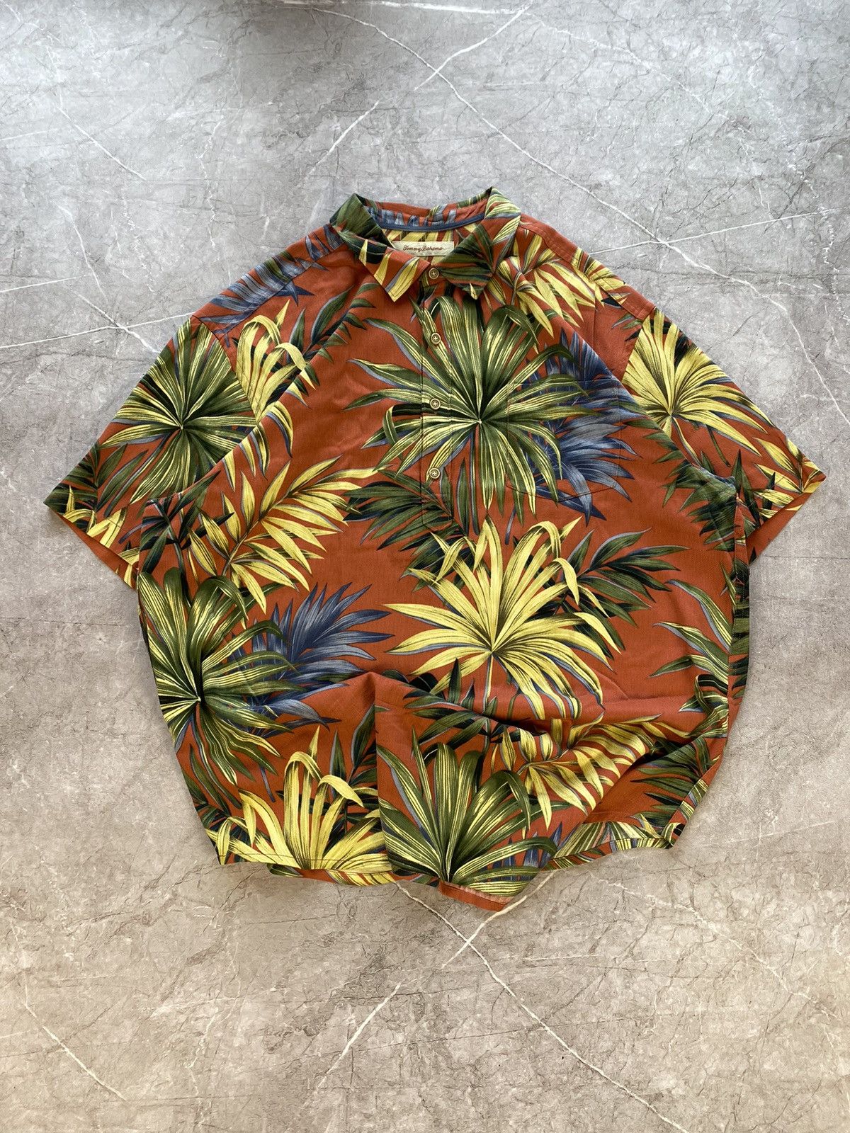 Tommy Bahama × Vintage Rare Tommy Bahama Hawaiian Floral Graphic Camp Shirt Silk Size US XL / EU 56 / 4 - 2 Thumbnail