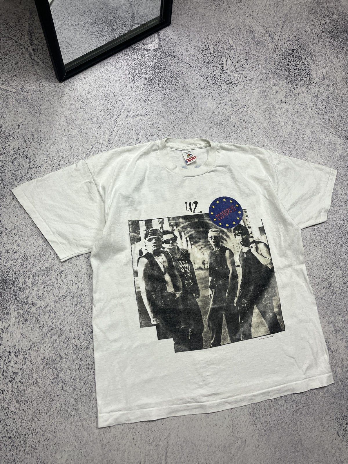 Band Tees × Fruit Of The Loom × Vintage Vintage 1993 U2 Zooropa Tour Rock Band T-Shirt Tee Boxy Rare Size US XL / EU 56 / 4 - 4 Thumbnail