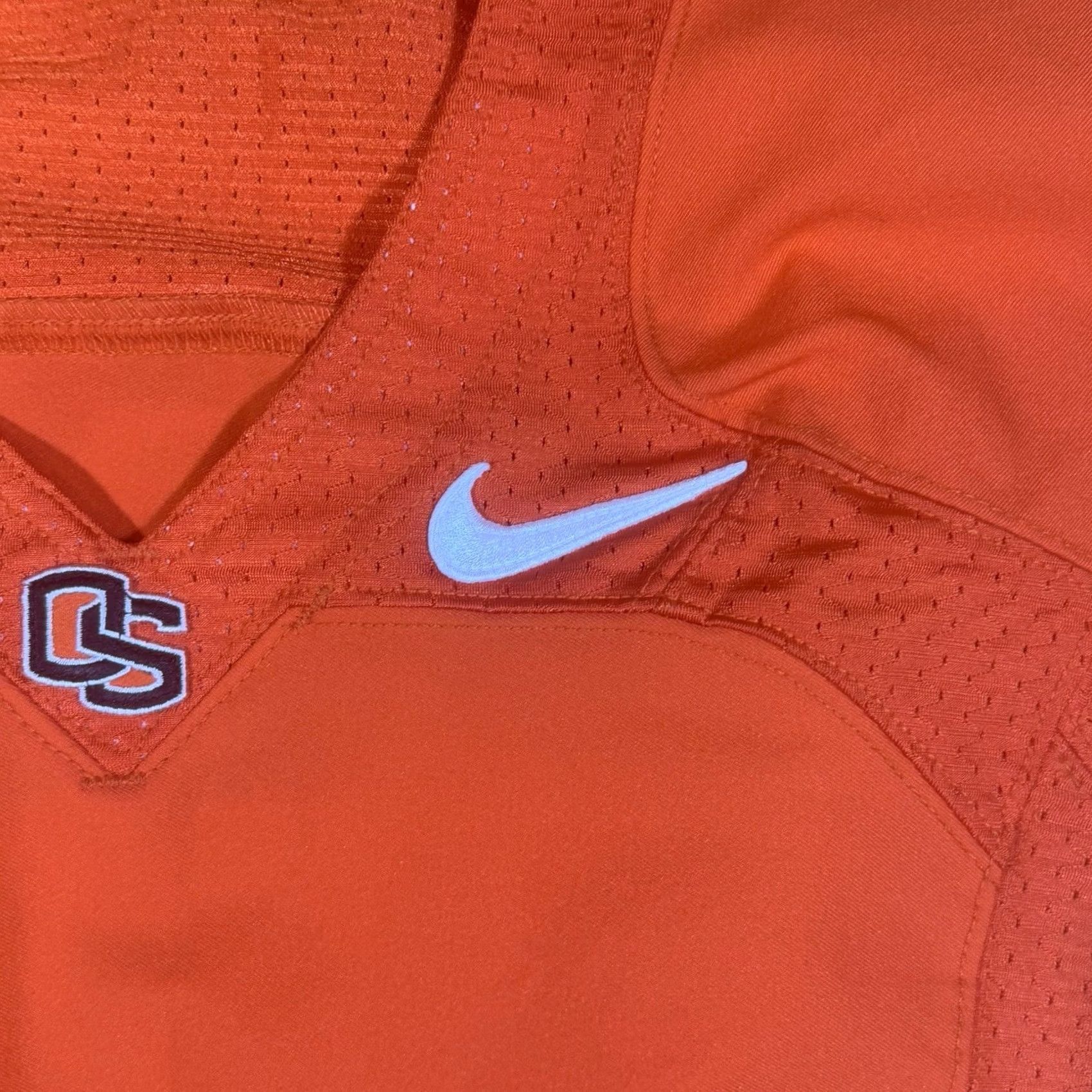 Nike Nike Oregon State Beavers Football Jersey Team Issue Game Cut Men 42 White Jersey Mens 36 Small USA Made Size US XL / EU 56 / 4 - 4 Thumbnail