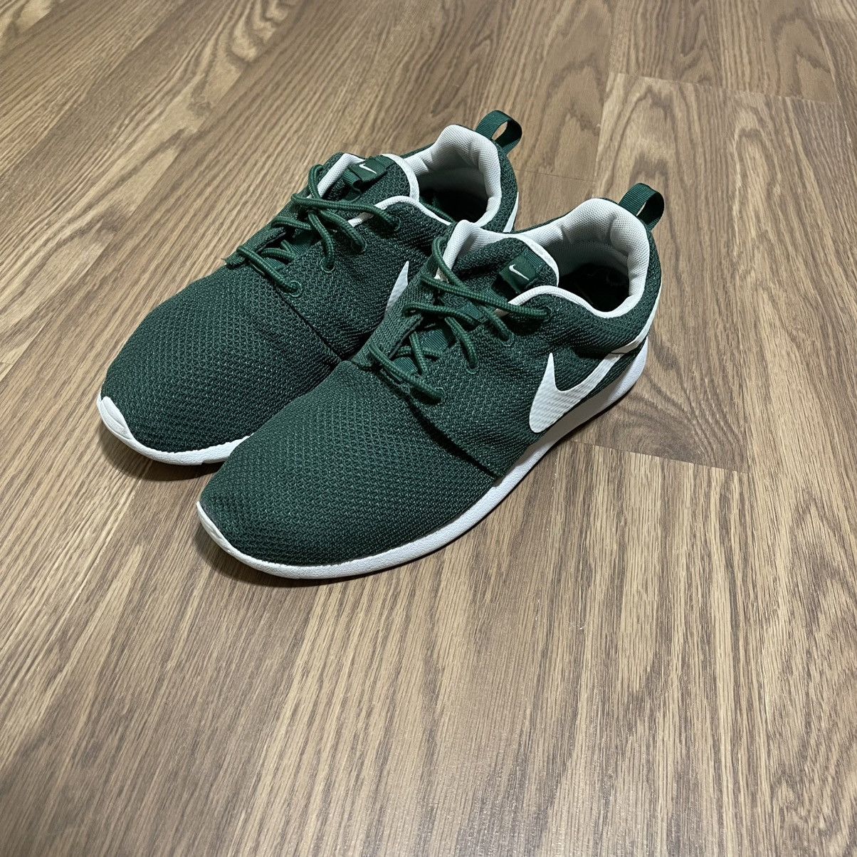Nike Nike Roshe 1 Running Shoes Mens forest Green/White Sneakers Size US 9 / EU 42 - 4 Thumbnail