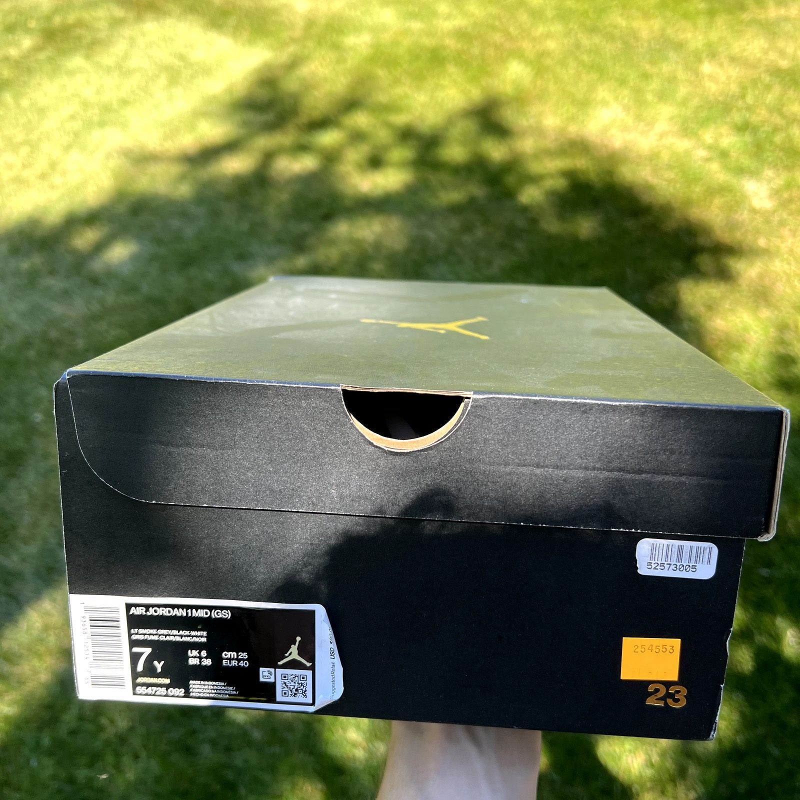 Jordan Brand × Nike Size 7 Nike Air Jordan 1 Mid GS Light Smoke Grey Men's Shoes Size US 7 / EU 40 - 8 Thumbnail