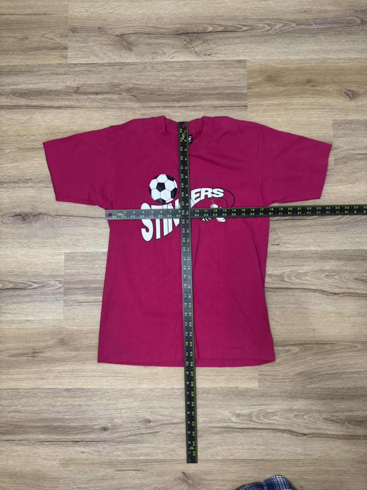 Fruit Of The Loom Vintage early 90s magenta Stingers soccer tee Size US M / EU 48-50 / 2 - 4 Thumbnail