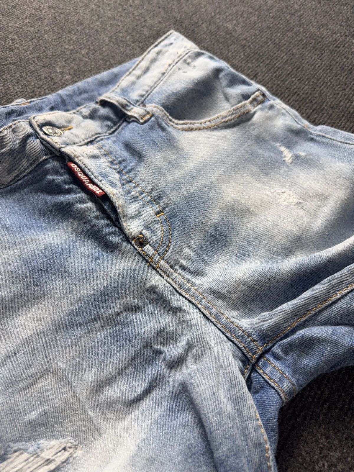 Dsquared2 00s Dsquared2 Distressed Light Wash Denim Jeans Size 38 Size 26" / US 2 / IT 38 - 7 Thumbnail