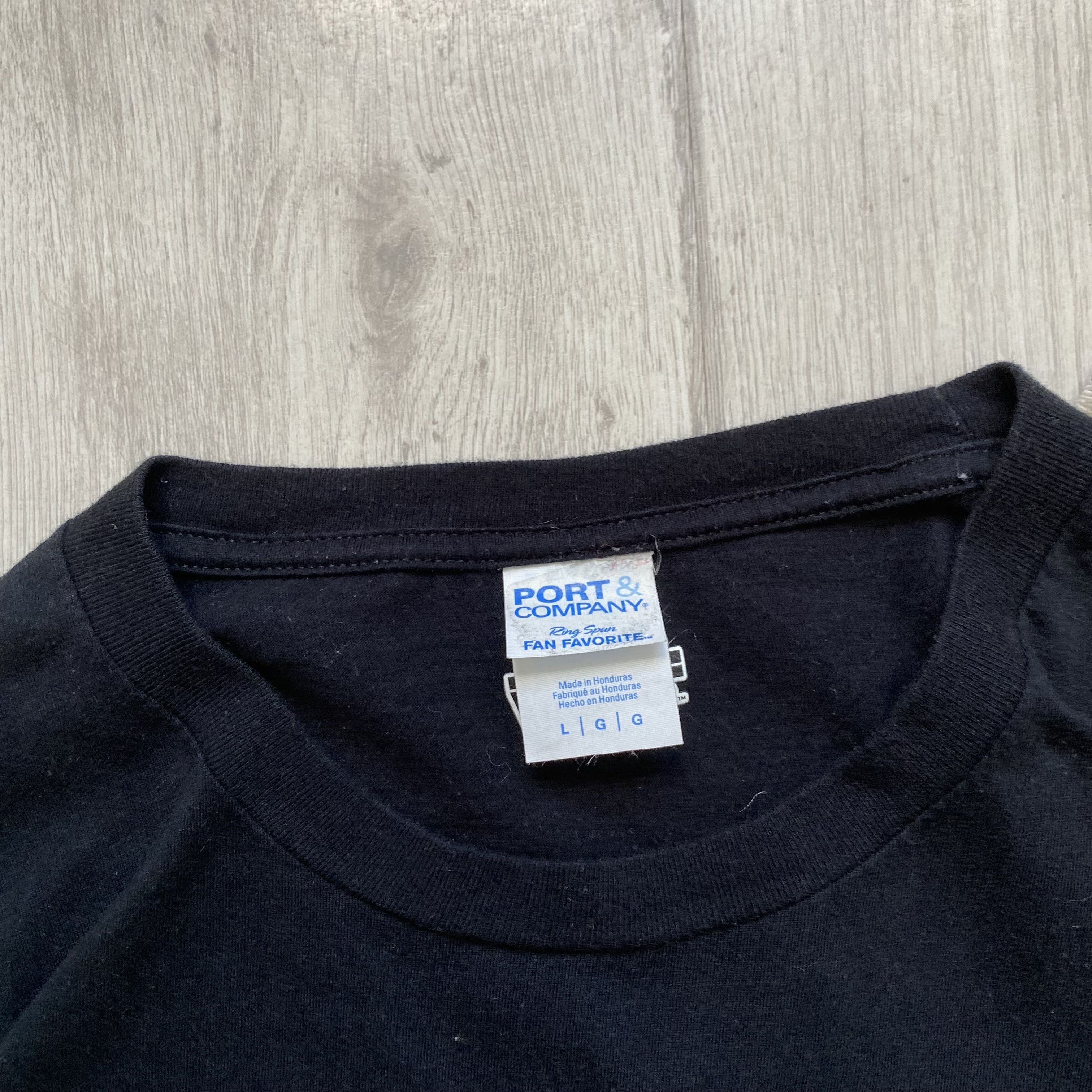 Star Wars 📺 MOVIE Star Wars tee The Mandalorian Y2K Size US L / EU 52-54 / 3 - 4 Thumbnail