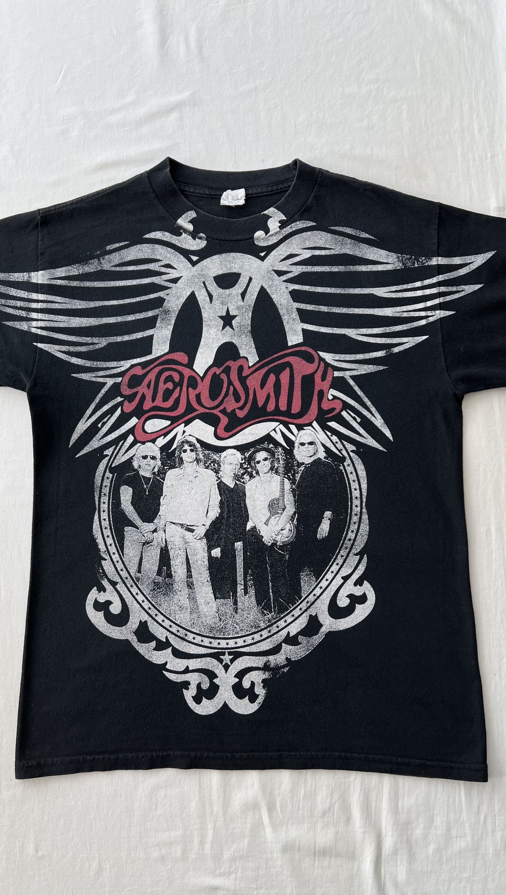 Band Tees Vintage 2009 Aerosmith World Tour AOP Black T-shirt Size US M / EU 48-50 / 2 - 3 Thumbnail