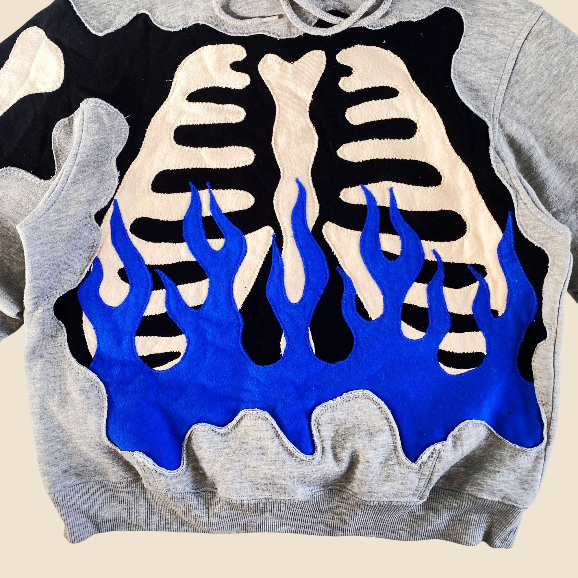 Handmade × Japanese Brand 1 OF 1 REWORKED SKELETON BLUE FLAME HOODIE SIZE M Size US M / EU 48-50 / 2 - 3 Thumbnail