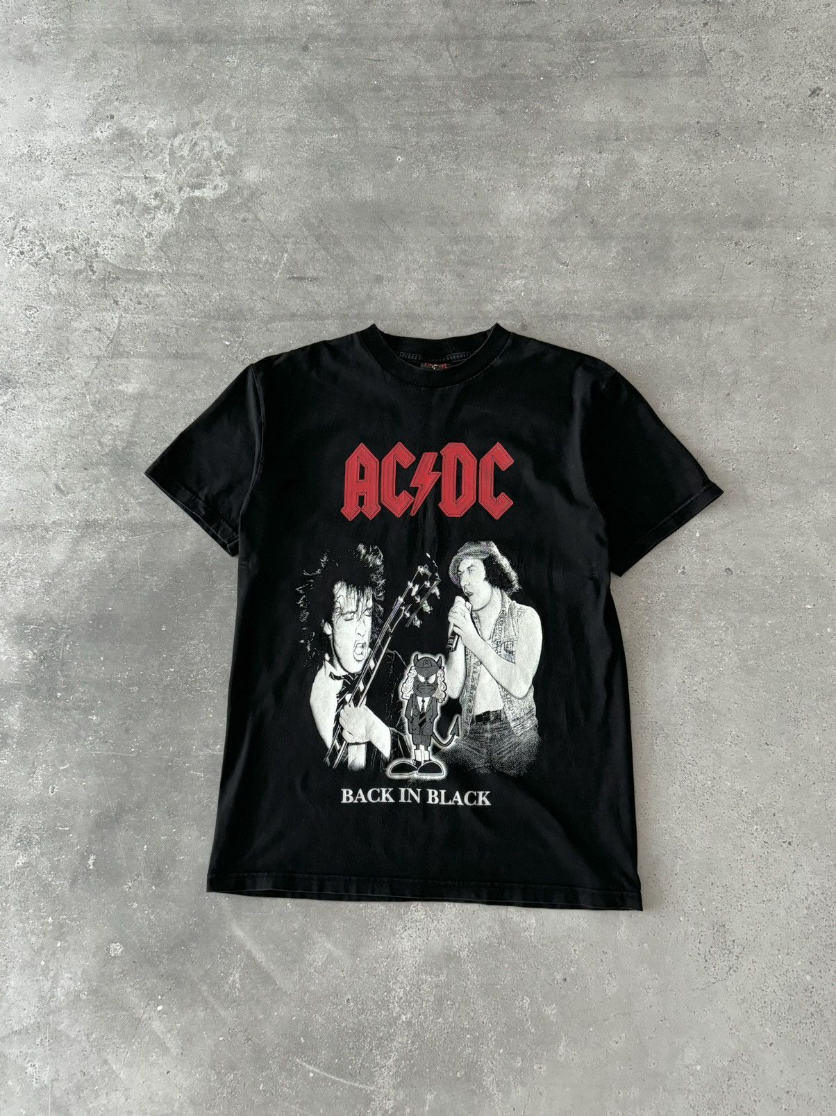 AC/DC × Band Tees × Vintage Vintage 00s AC/DC ‘Back In Black’ Band T-Shirt Size US L / EU 52-54 / 3 - 1 Thumbnail