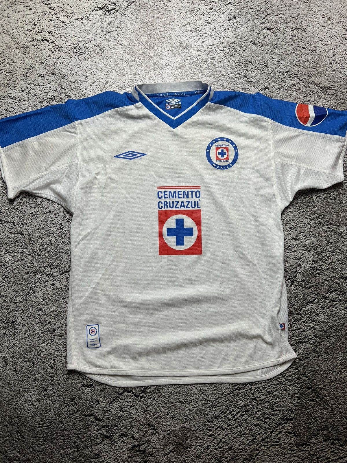 Umbro Early 2000’s Deportivo Cruz Azul Mexico Pepsi umbro jersey Size US M / EU 48-50 / 2 - 1 Thumbnail