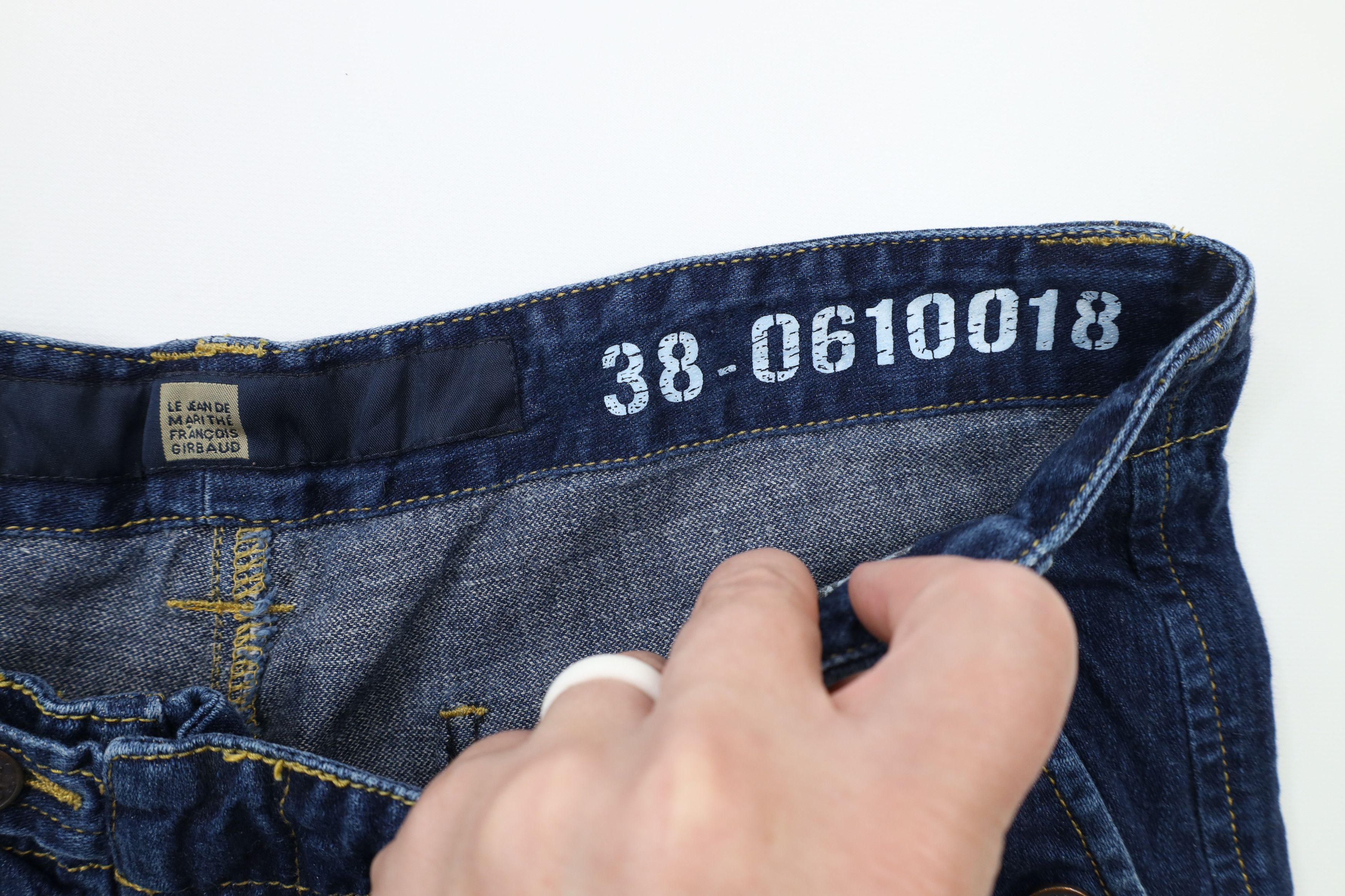 Marithe + Francois Girbaud × Vintage Vintage 90s Marithe Francois Girbaud Strap Denim Shorts Size US 38 / EU 54 - 8 Thumbnail