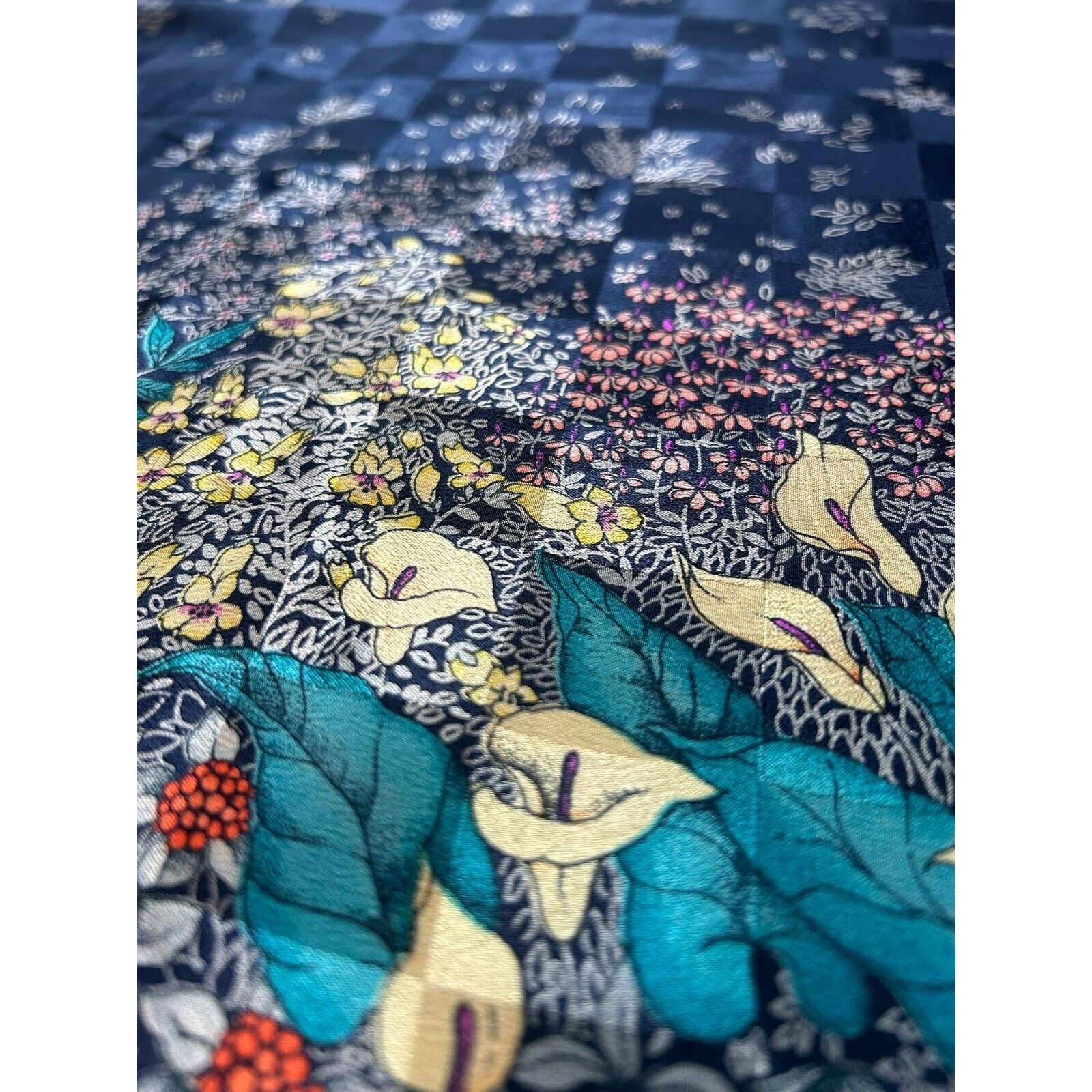 Other MANTERO Navy Blue Floral Silk Scarf 35" - 33.5´´ EX COND Size ONE SIZE - 8 Thumbnail