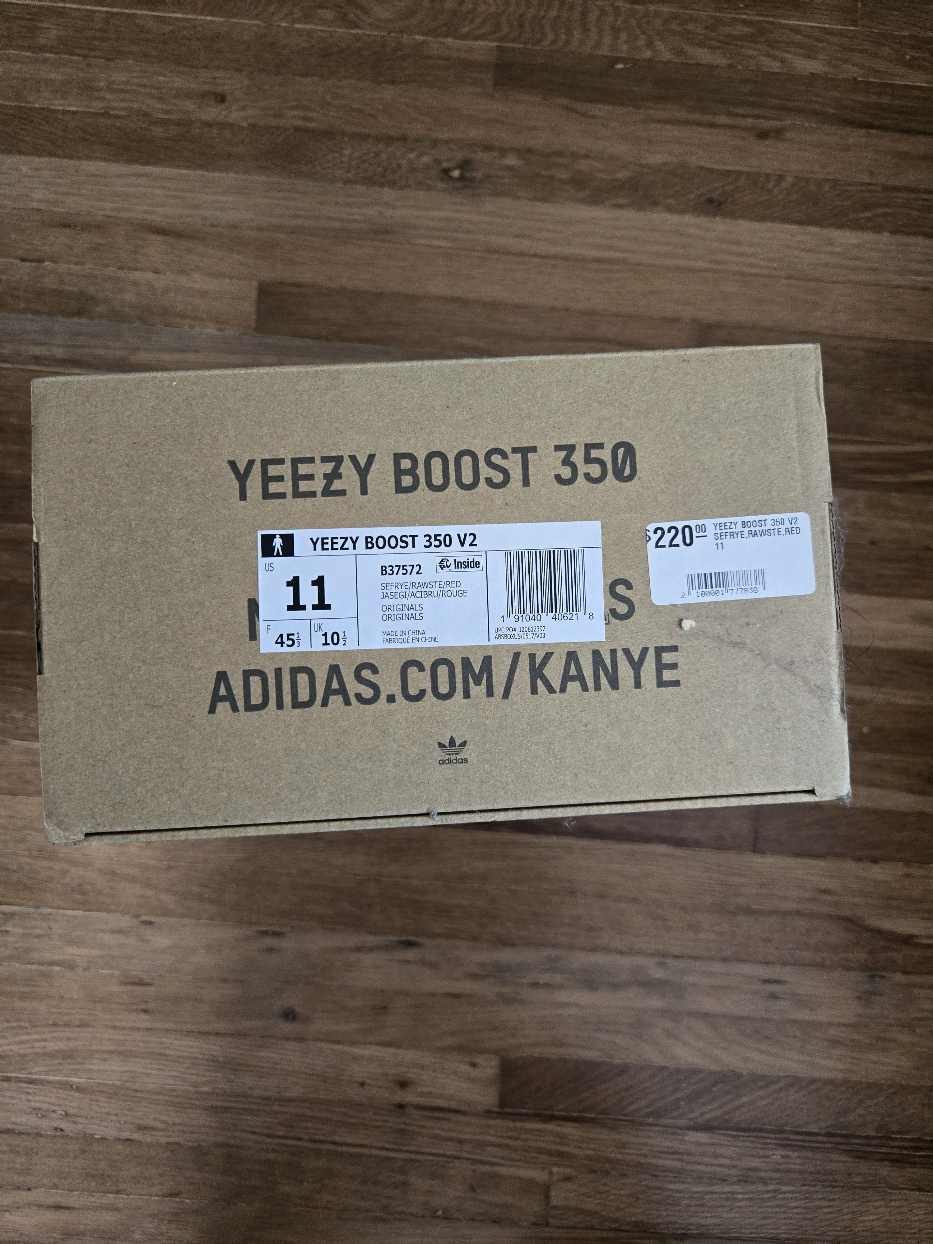 Yeezy Semi frozen yellow yeezy 350 V2 Size US 11 / EU 44 - 9 Thumbnail