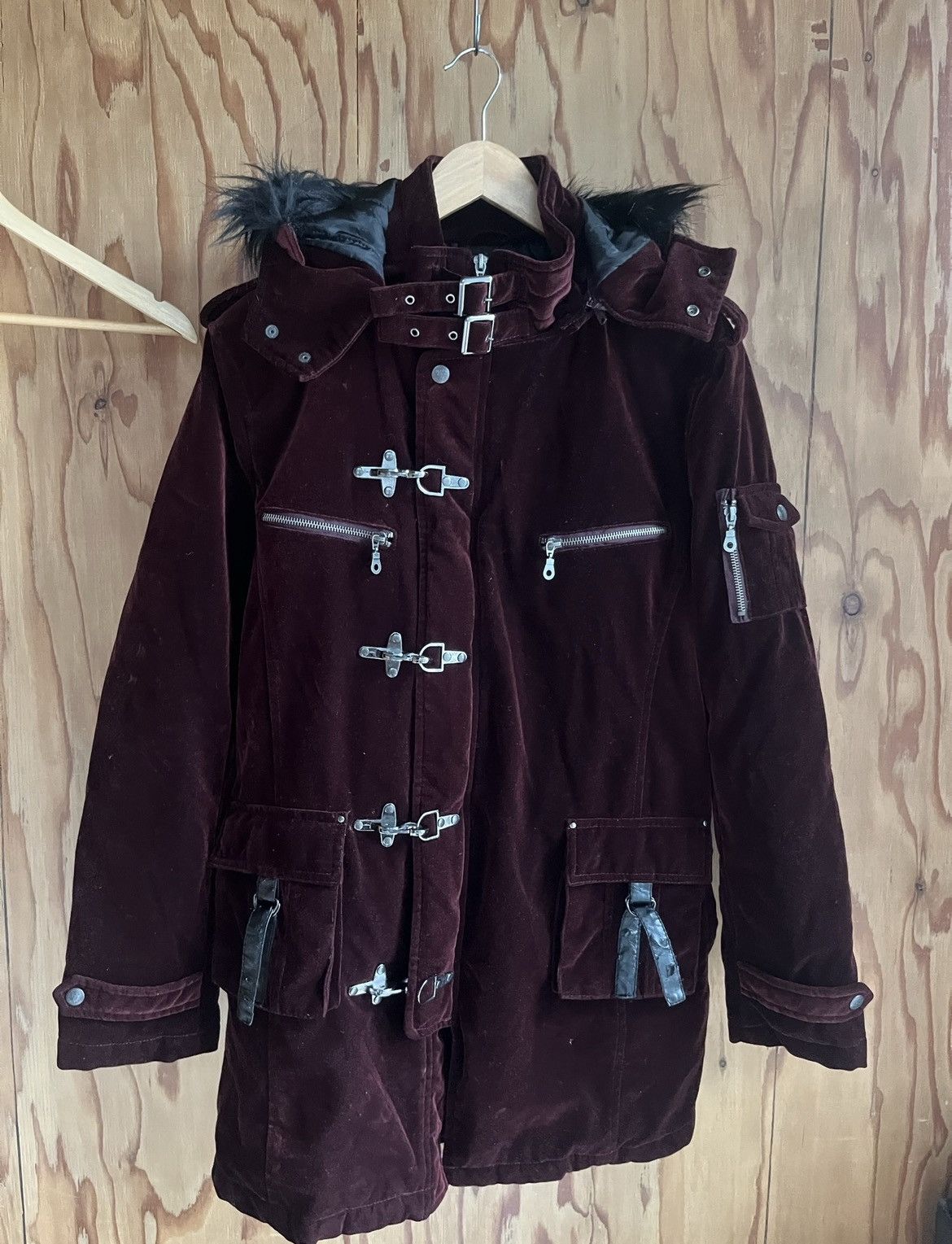 Japanese La Form Fur Hooded Buckle Jacket