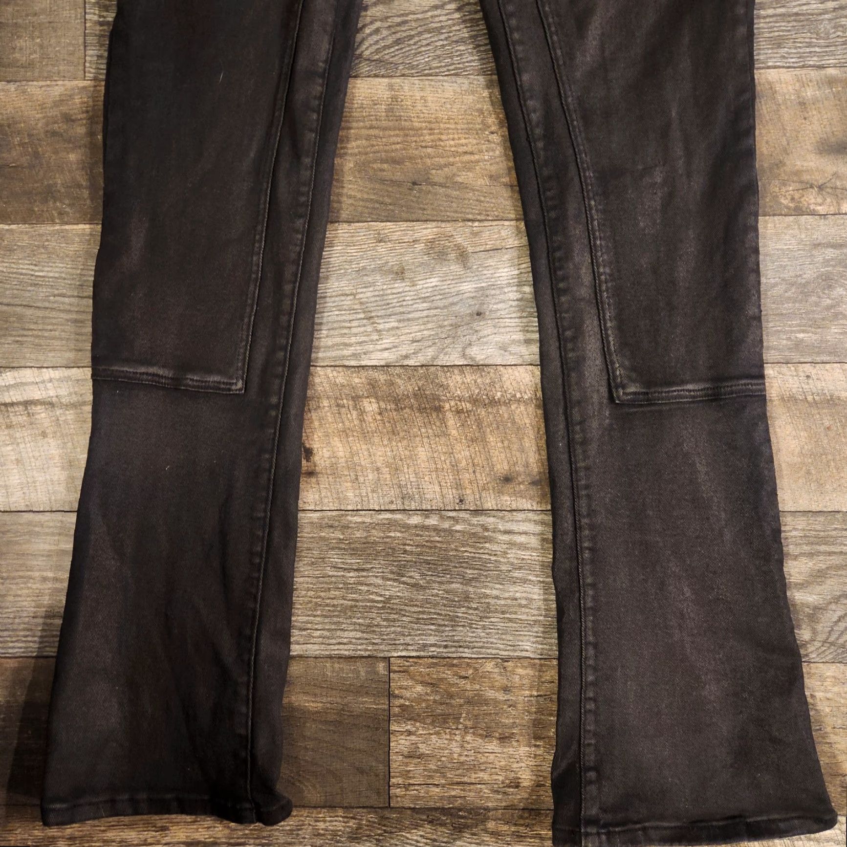 Vintage Guapi Jeans Mens 40x37 Stacked Waxed Black Carpenter Pockets Distressed Cargo Pocket Slim Regular Jeans 40 In Se 37 In Navy? Size US 40 / EU 56 - 2 Thumbnail