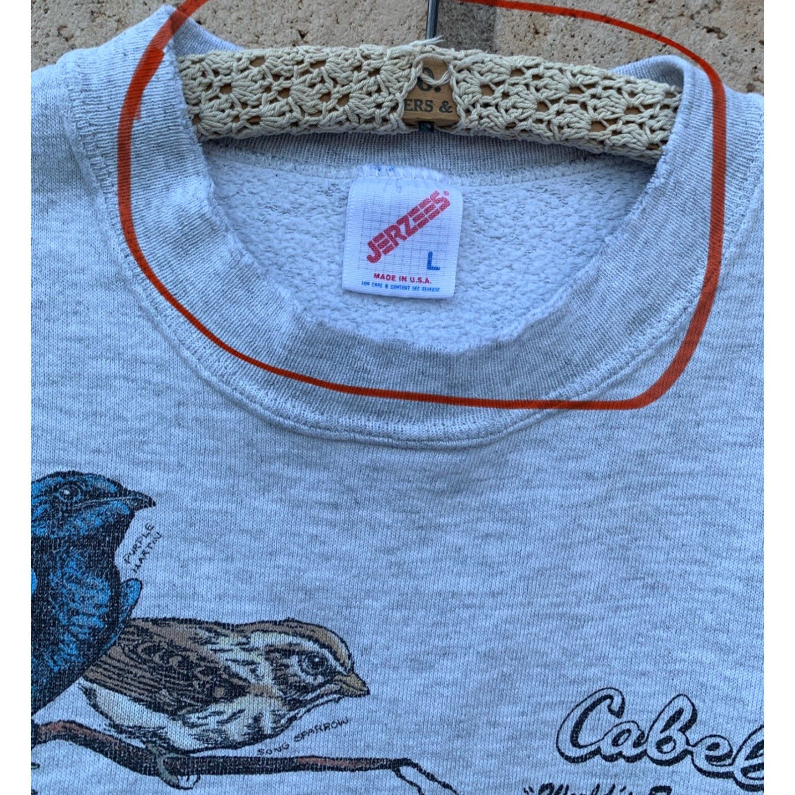 Vintage Vintage Cabela’s World’s Foremost Outfitter Sidney Nebraska Graphic Sweatshirt Long Sleeve Pullover Men L Gray Birds Nature 1989 Vintage Cats? Size US L / EU 52-54 / 3 - 7 Thumbnail