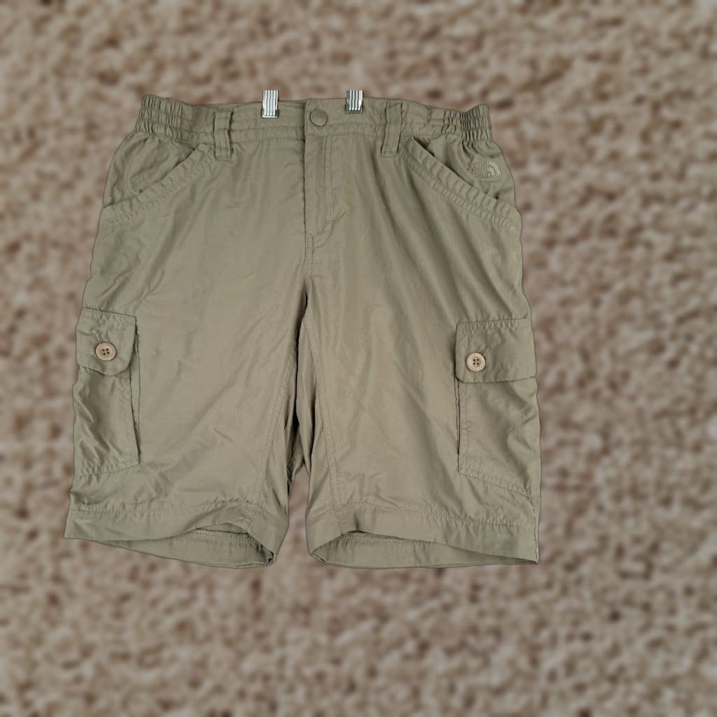 The North Face The North Face Womens Shorts Cargo Beige 32x10 100% Nylon Inseam 10 in Size 8 Pocket Logo Size 30" / US 8 / IT 44 - 1 Thumbnail