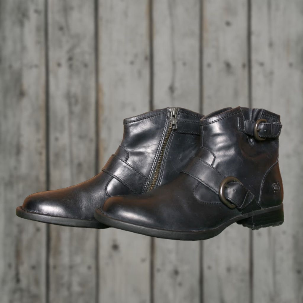Born BORN Regis Black Leather Leopard Print Lined Buckle Strap Ankle Boots Sz. 7 Boots Womens Leather Buckle Ankle Bootie 7 Female Size US 7 / IT 37 - 1 Thumbnail