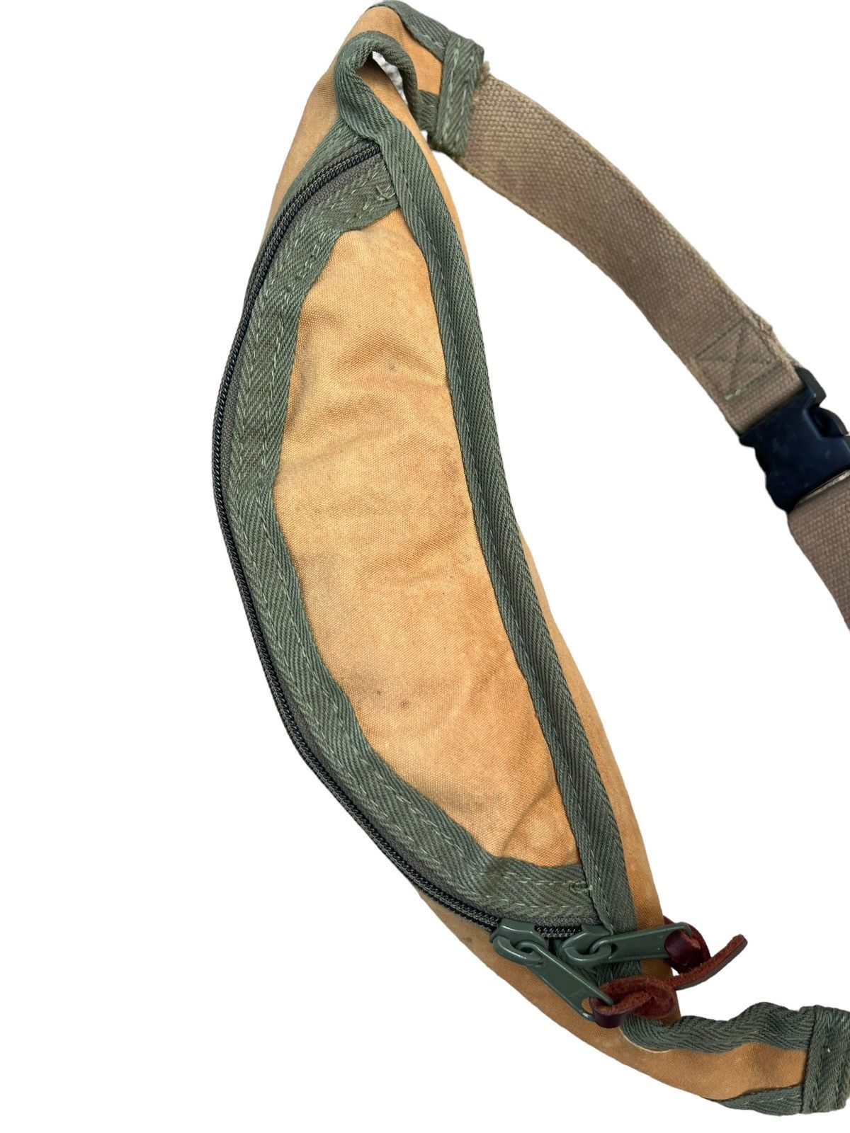South2 West8 South2 West8 Faded Chest Waist Bag Size ONE SIZE - 18 Thumbnail