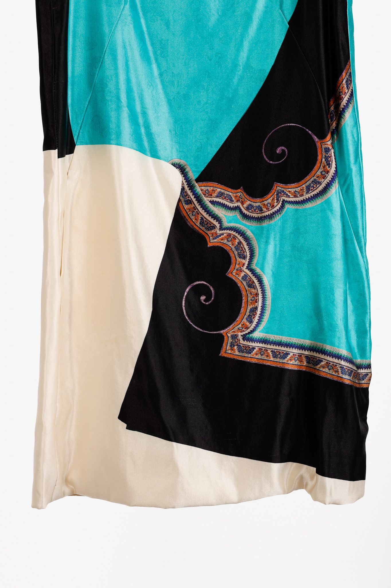 Dries Van Noten Dries Van Noten Printed Satin Sleeveless Mini Shift Dress Size S / US 4 / IT 40 - 7 Thumbnail