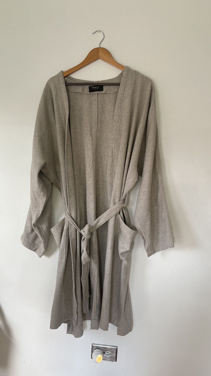 Represent Clo. Represent clothing Kimono Size US M / EU 48-50 / 2 - 3 Thumbnail