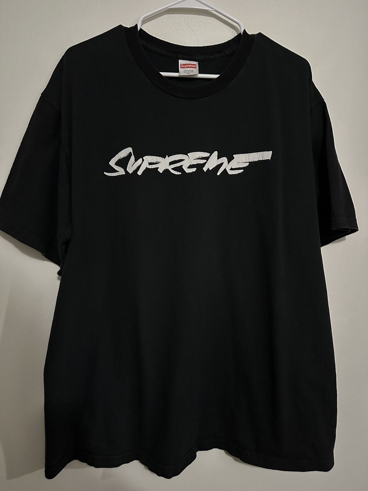 Supreme Supreme Futura Logo Tee Size US XL / EU 56 / 4 - 1 Thumbnail