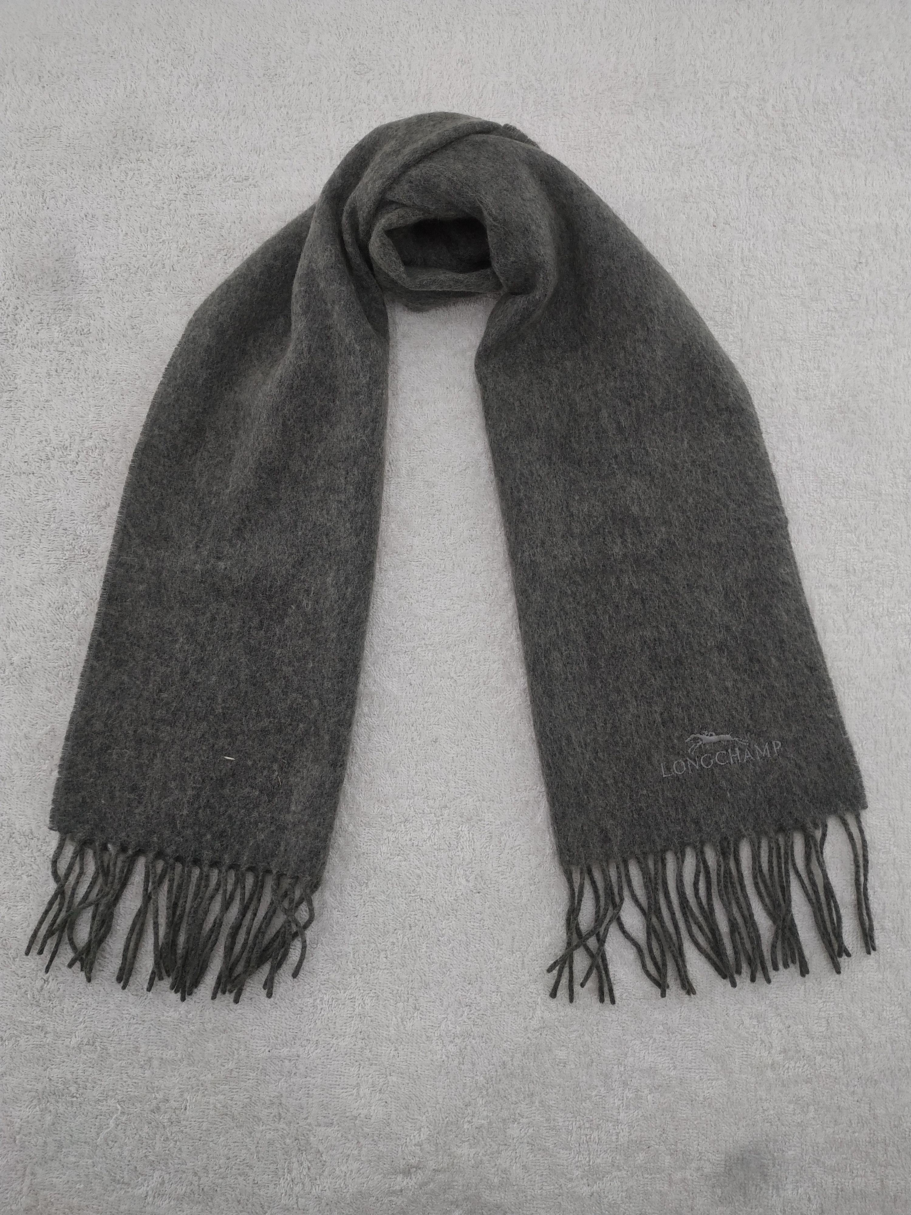 Vintage Longchamp Scarf/Muffler/Neckwear MF375