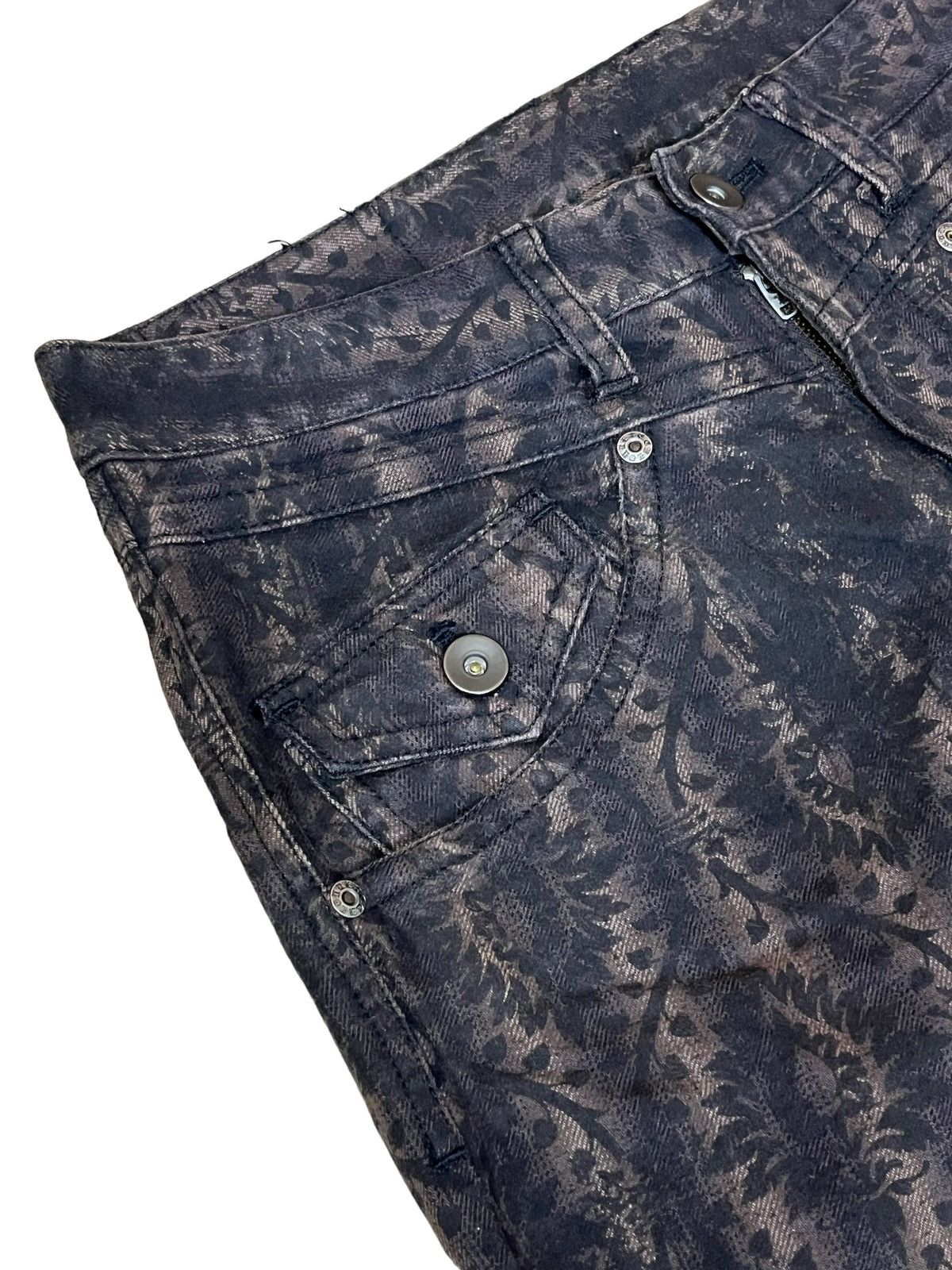 Japanese Brand SICK Y2K JAPANESE CULT CUSTOM CULTURE LOW RISE FLARED JEAN Size US 29 - 4 Thumbnail
