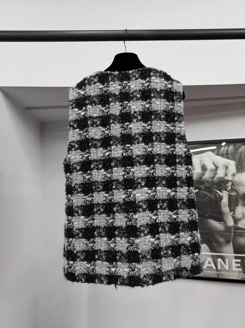 Chanel Chanel Gray tweed plaid vest jacket Size XS / US 0-2 / IT 36-38 - 3 Thumbnail