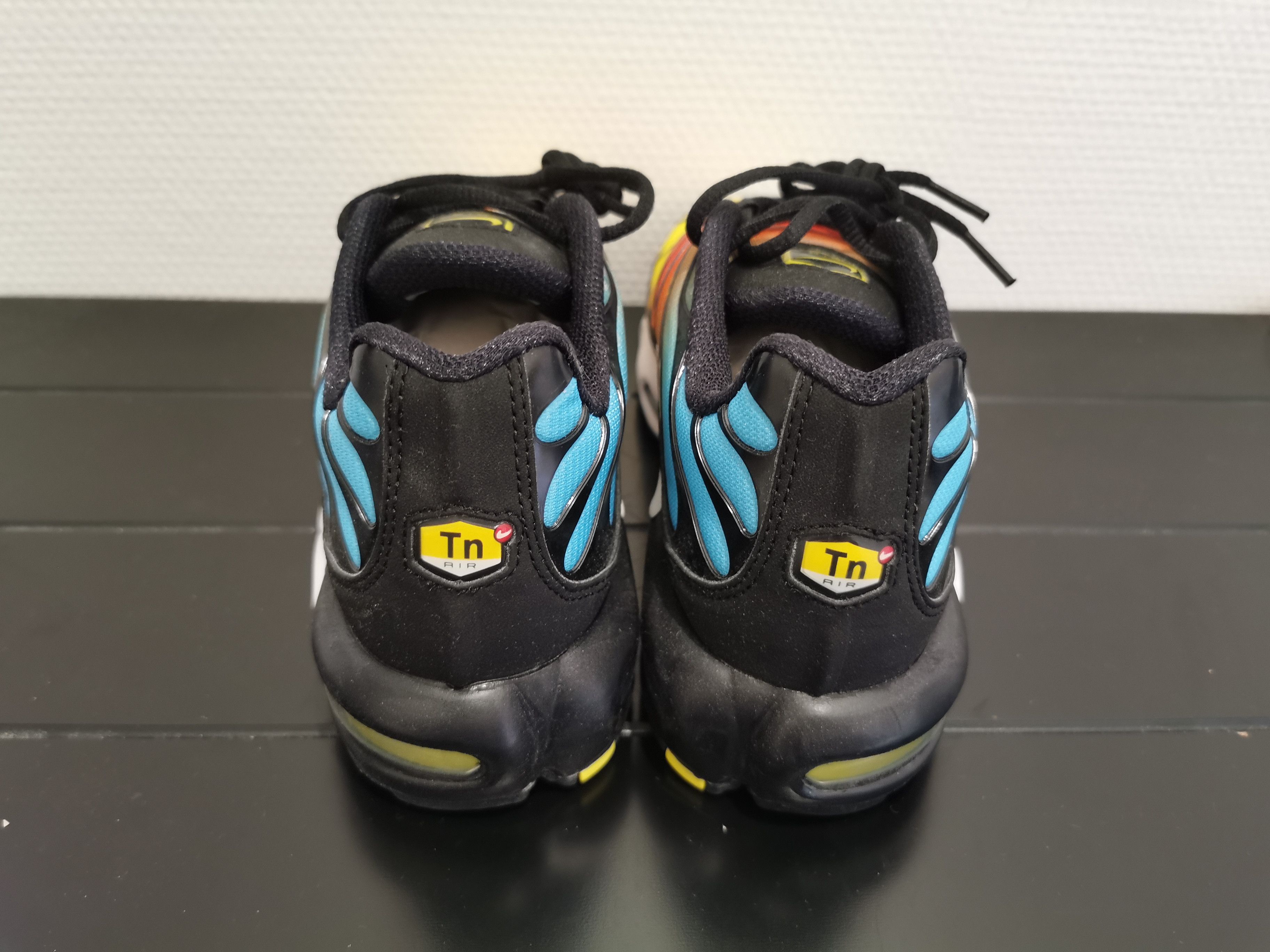 Nike Nike Air Max Plus TN Size US 9.5 / EU 42-43 - 6 Thumbnail
