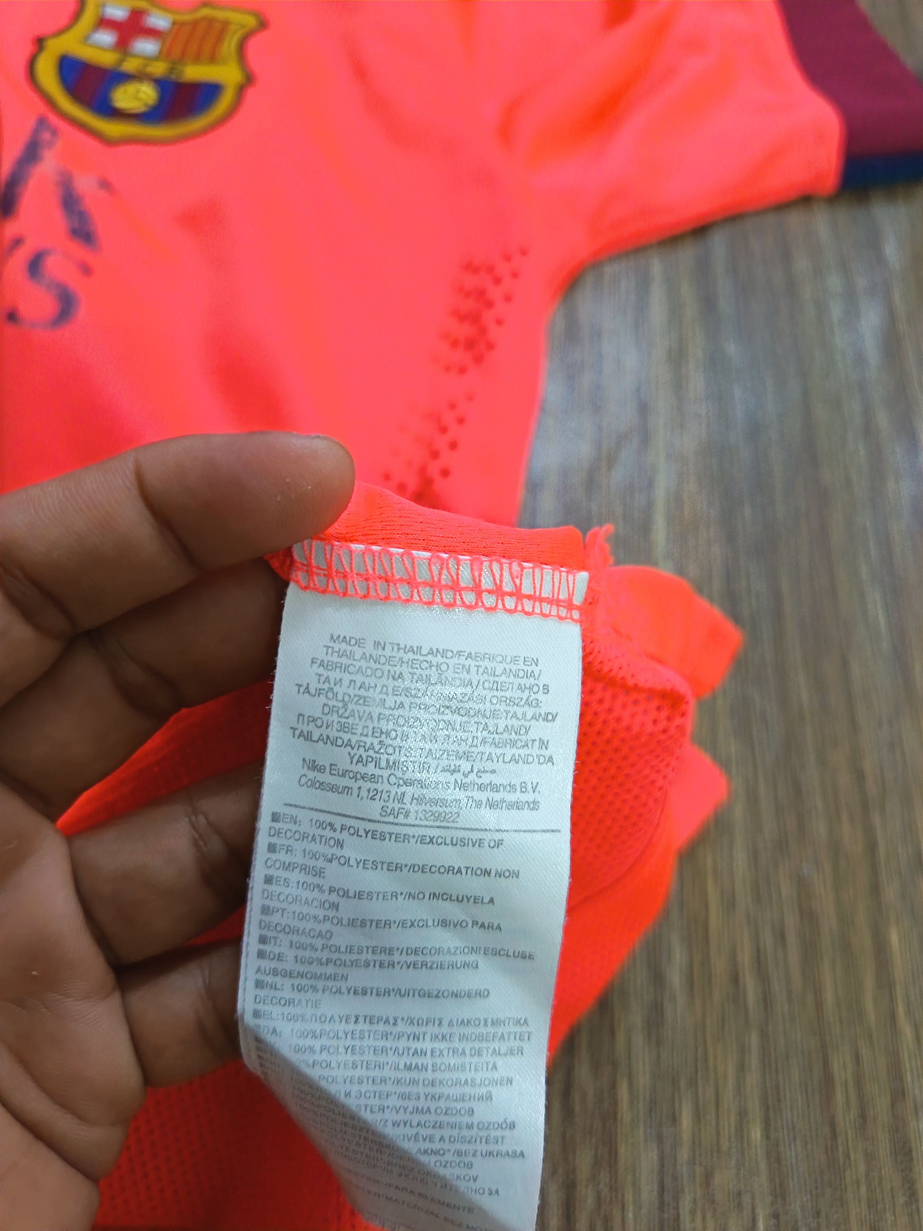 Other Barcalona away kit 2014/2015 bootleg Size US M / EU 48-50 / 2 - 4 Thumbnail
