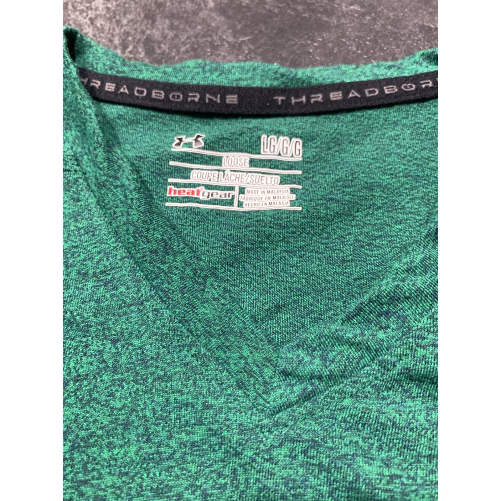 Under Armour Under Armour Threadborne Heat Gear Men's Green V Neck T-Shirt Large Loose Fit Mens Size US L / EU 52-54 / 3 - 4 Thumbnail