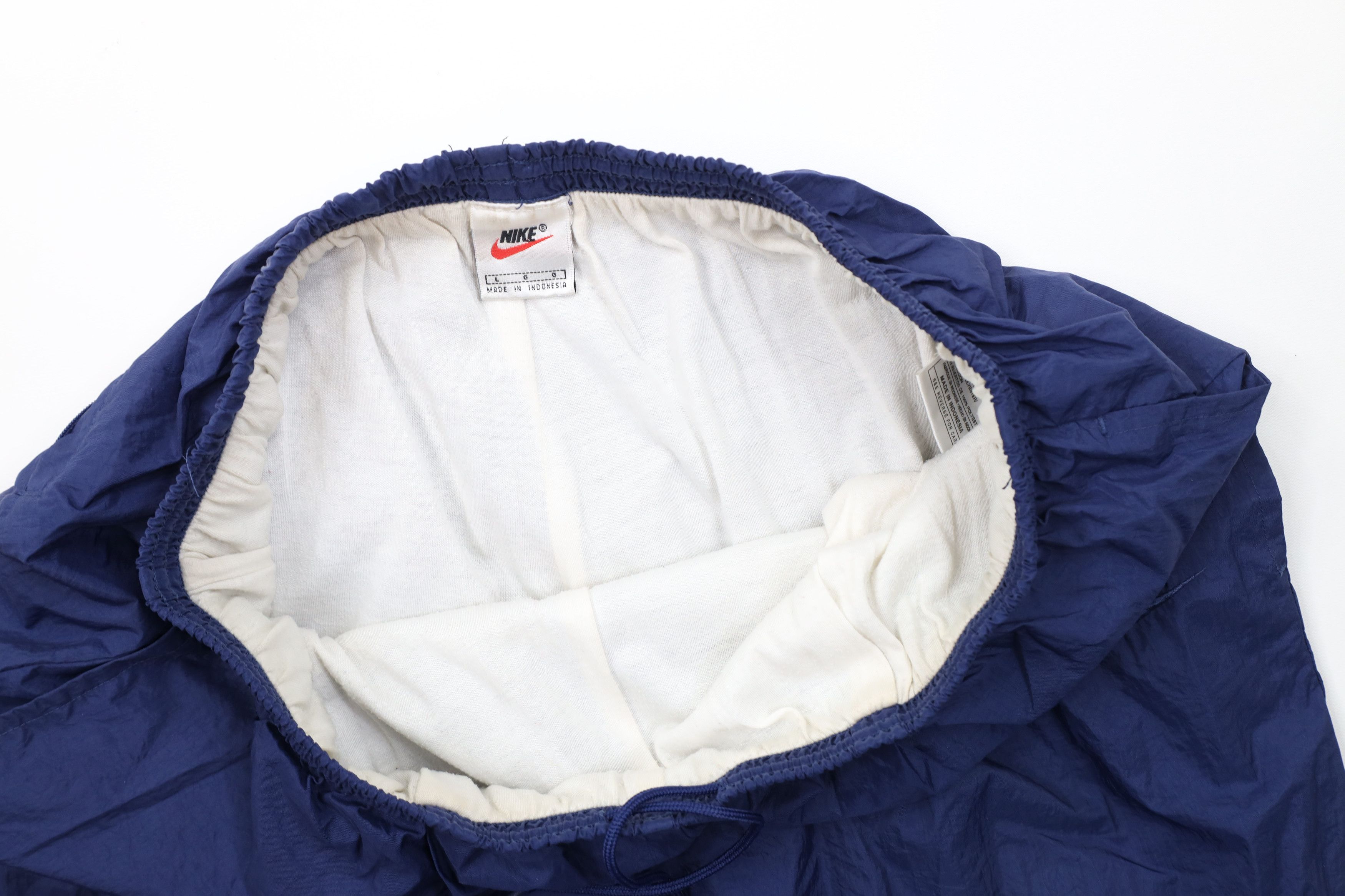 Nike Vintage 90s Nike Swoosh Monochrome Lined Windbreaker Pants Size US 36 / EU 52 - 10 Thumbnail