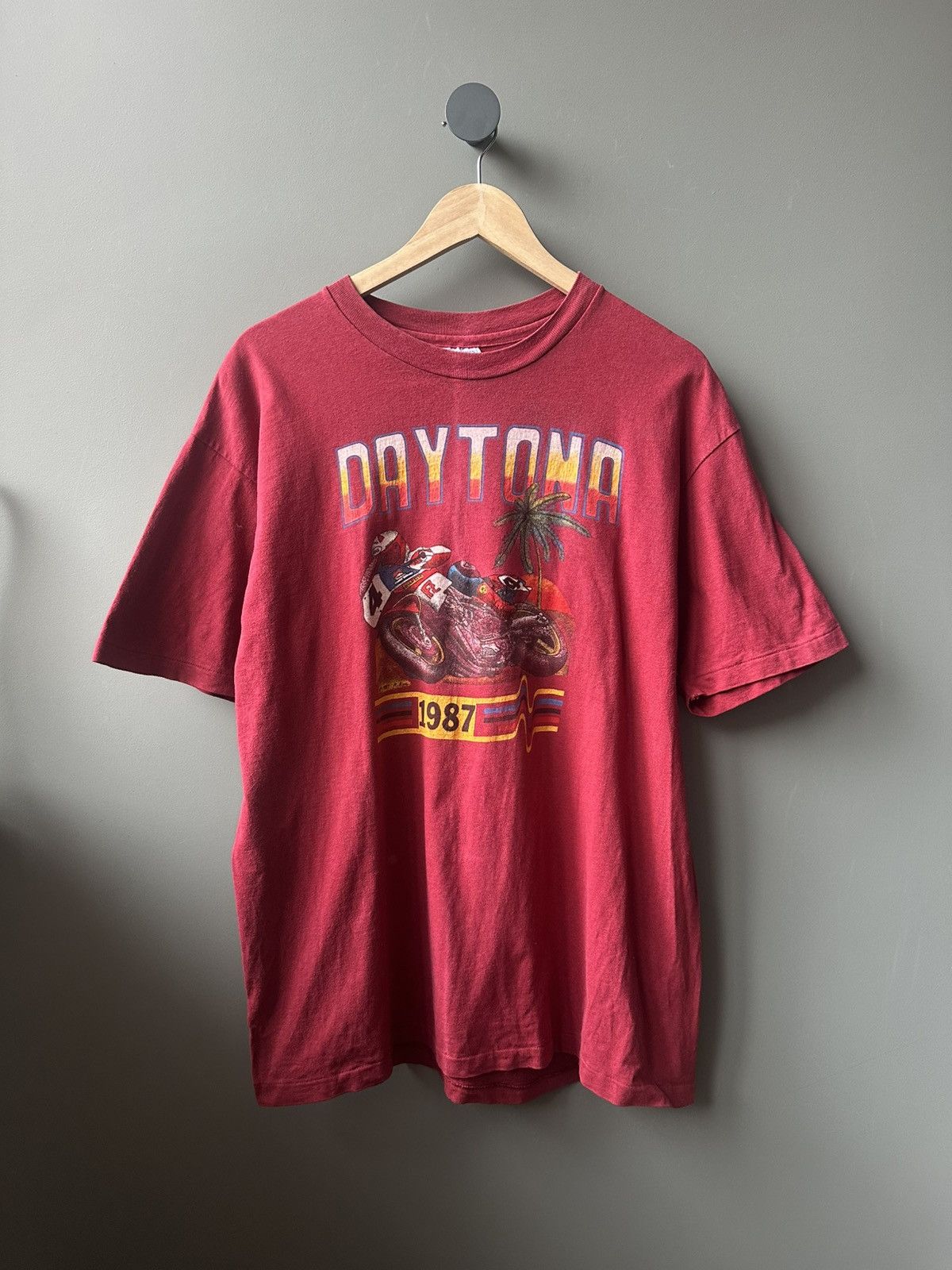 Hanes Vintage 80s Daytona Beach Bike Week Florida Graphic Tee Size US XL / EU 56 / 4 - 1 Thumbnail