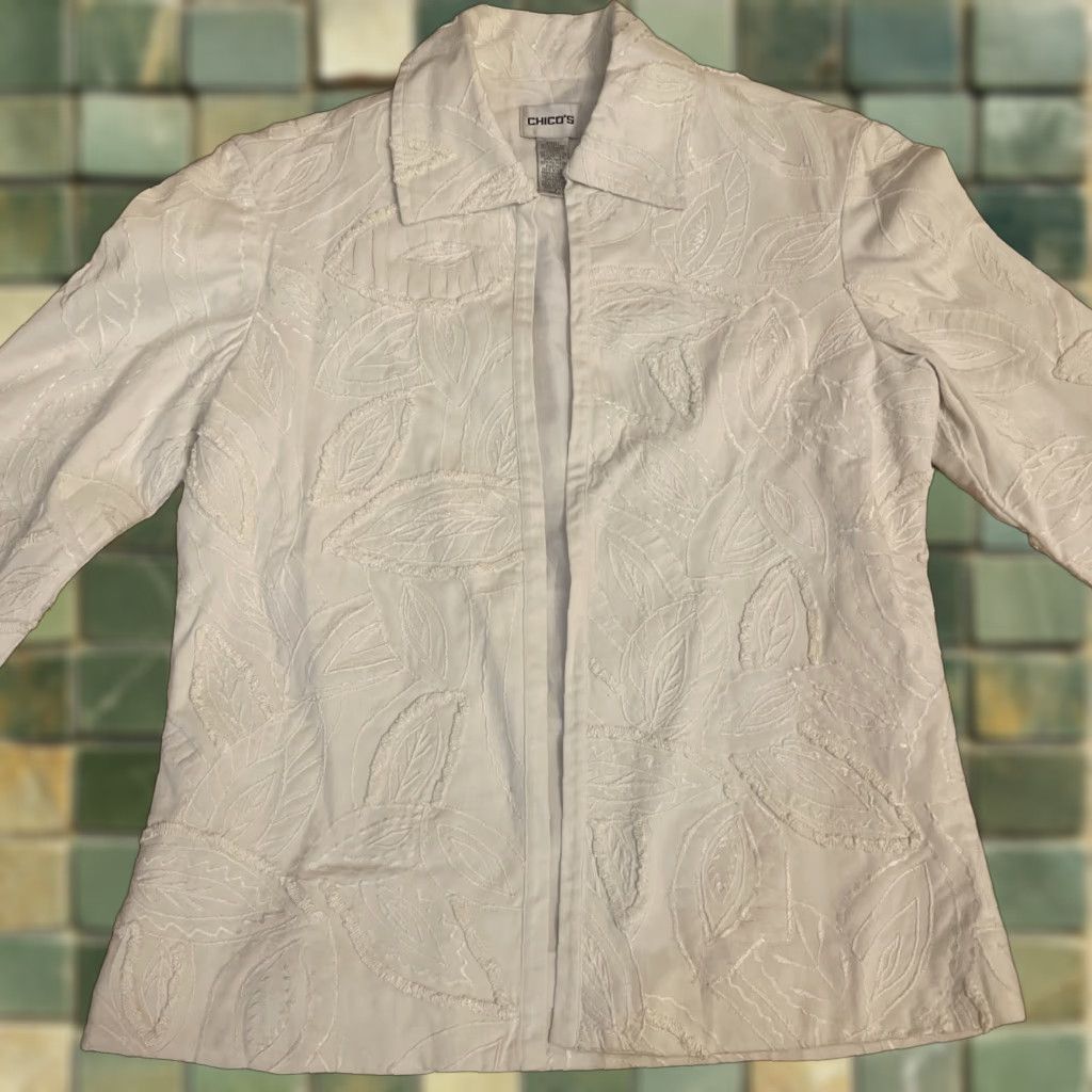 Vintage VINTAGE Chico’s Blazer Jacket Floral Embroidery Leaf Botanical Ivory S Women Size S VTG Size S / US 4 / IT 40 - 1 Thumbnail