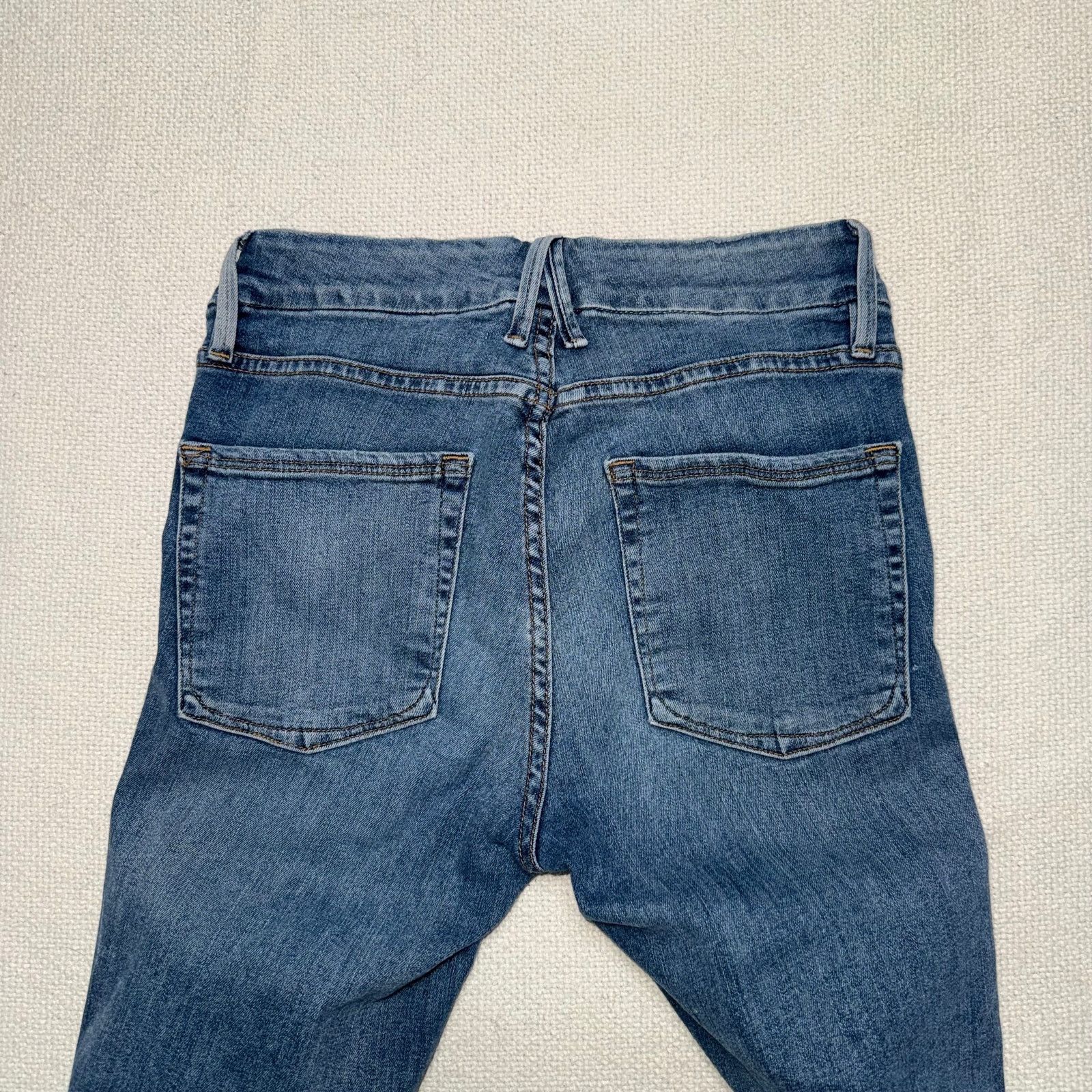 Good American Good American Flare Jeans | Sz 2/26 Size 26" / US 2 / IT 38 - 5 Thumbnail