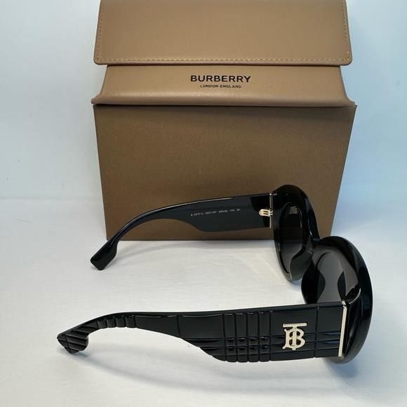 Burberry New - Burberry Women's Sunglasses MARGOT BE4370U 49","descri Size ONE SIZE - 2 Thumbnail