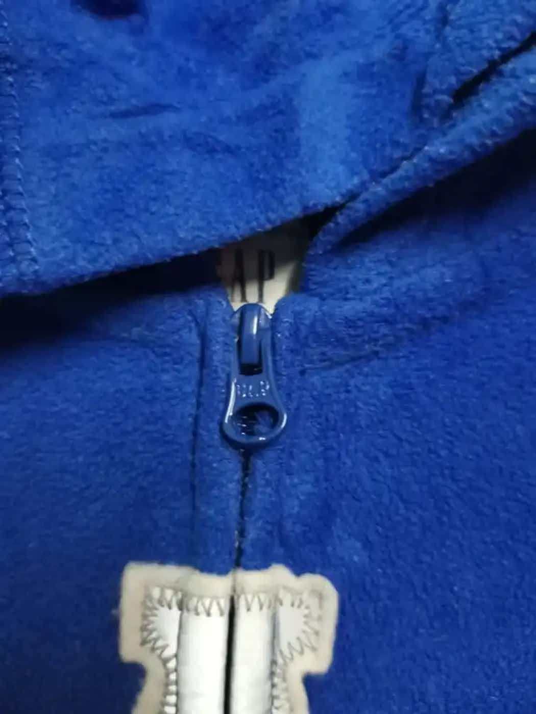 Gap Vintage GAP Kids Big Logo Zipper Hoodie Size US L / EU 52-54 / 3 - 3 Thumbnail
