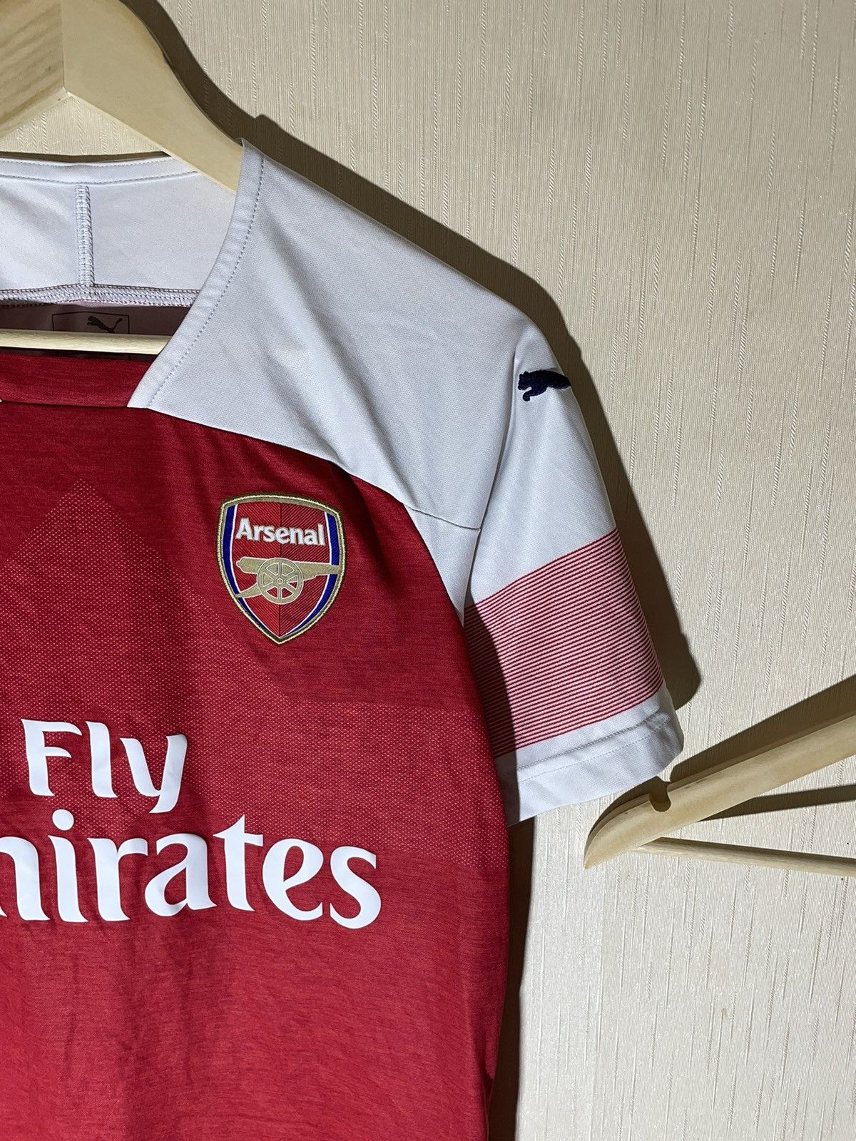Puma Puma Arsenal 2017 soccer jersey Size US S / EU 44-46 / 1 - 2 Thumbnail