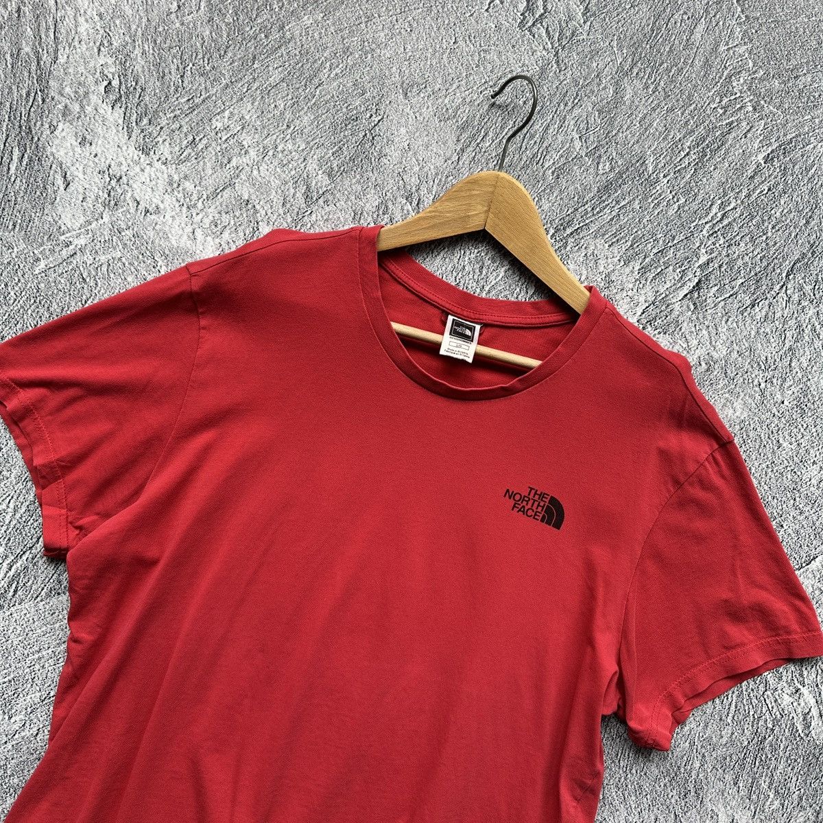 The North Face 🔥Men’s T-Shirts The North Face Red Size: L Size US L / EU 52-54 / 3 - 5 Thumbnail