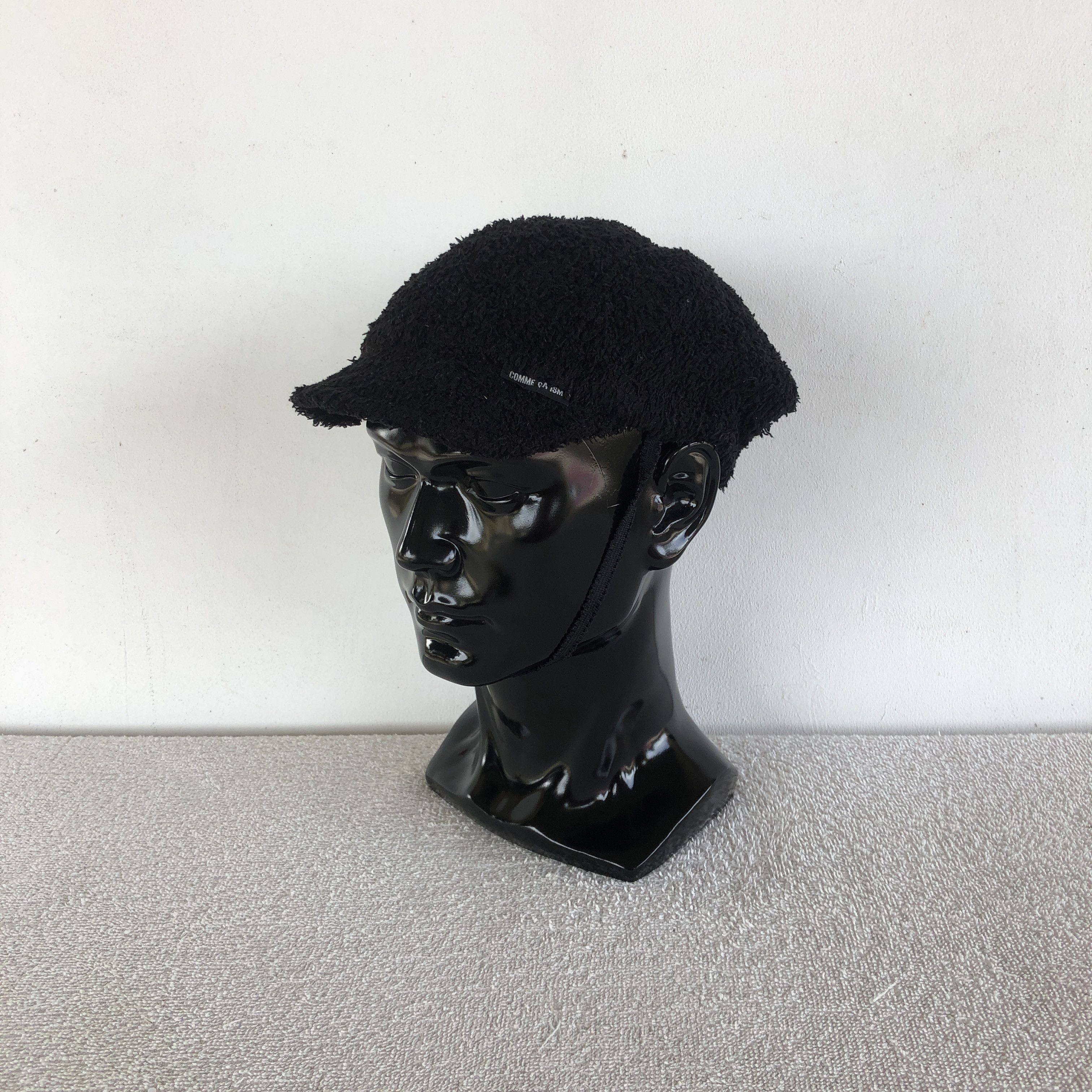 Japanese Brand Vintage Y2K Slouchy Fleece Hats Beanie Pom Pom Snow Caps Size ONE SIZE - 1 Thumbnail