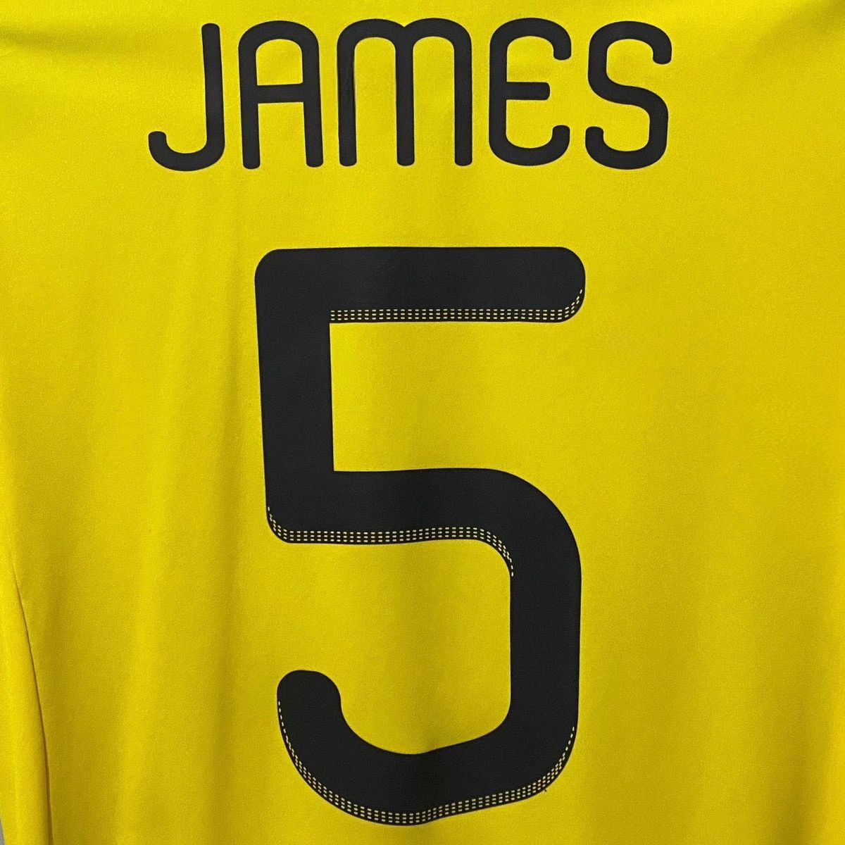 Adidas Colombia 2011-2013 Home Jersey James Rodriguez Size US S / EU 44-46 / 1 - 4 Thumbnail