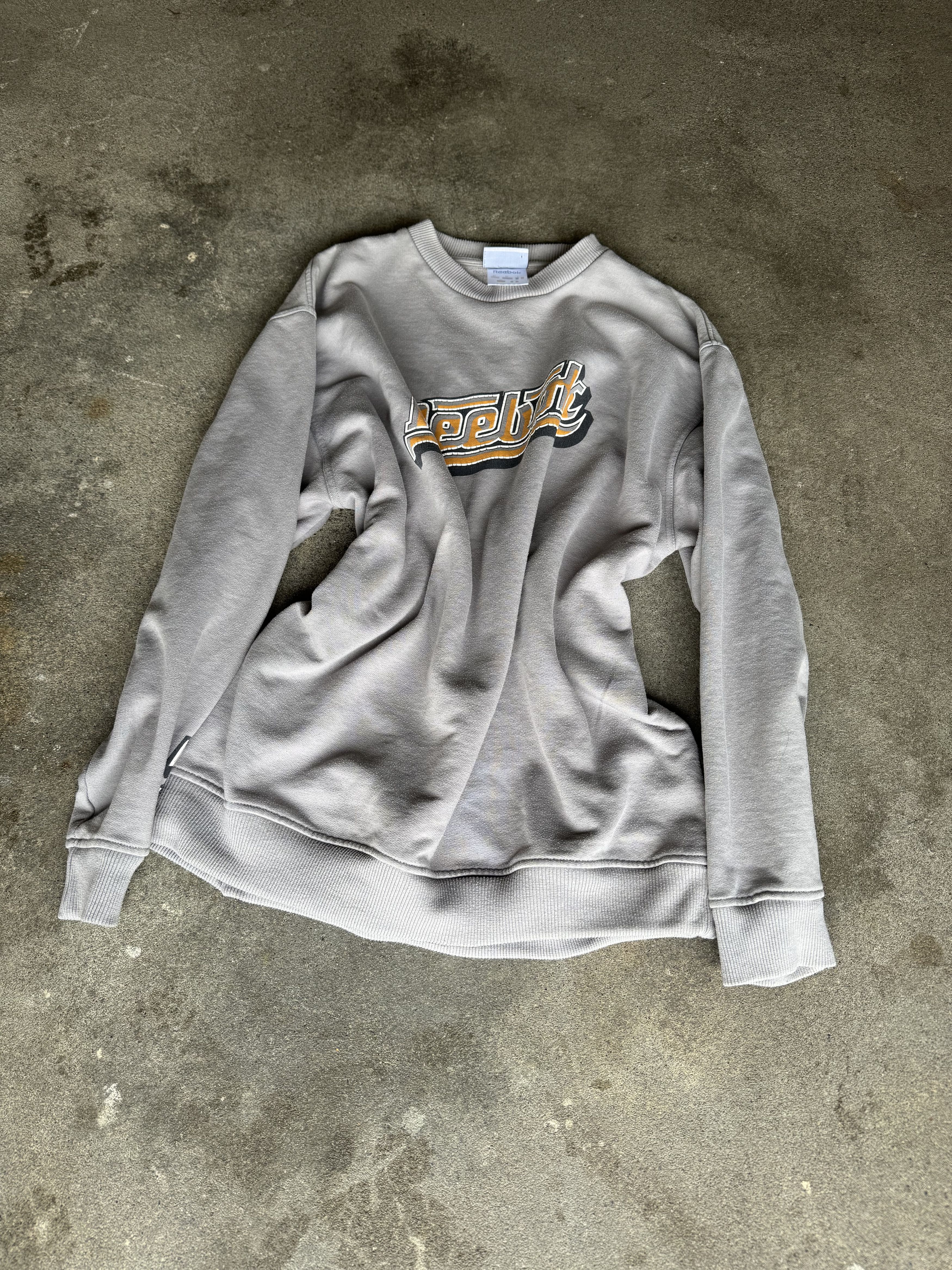 Reebok Reebok 90s Logo Grey Crewneck Size US M / EU 48-50 / 2 - 3 Thumbnail