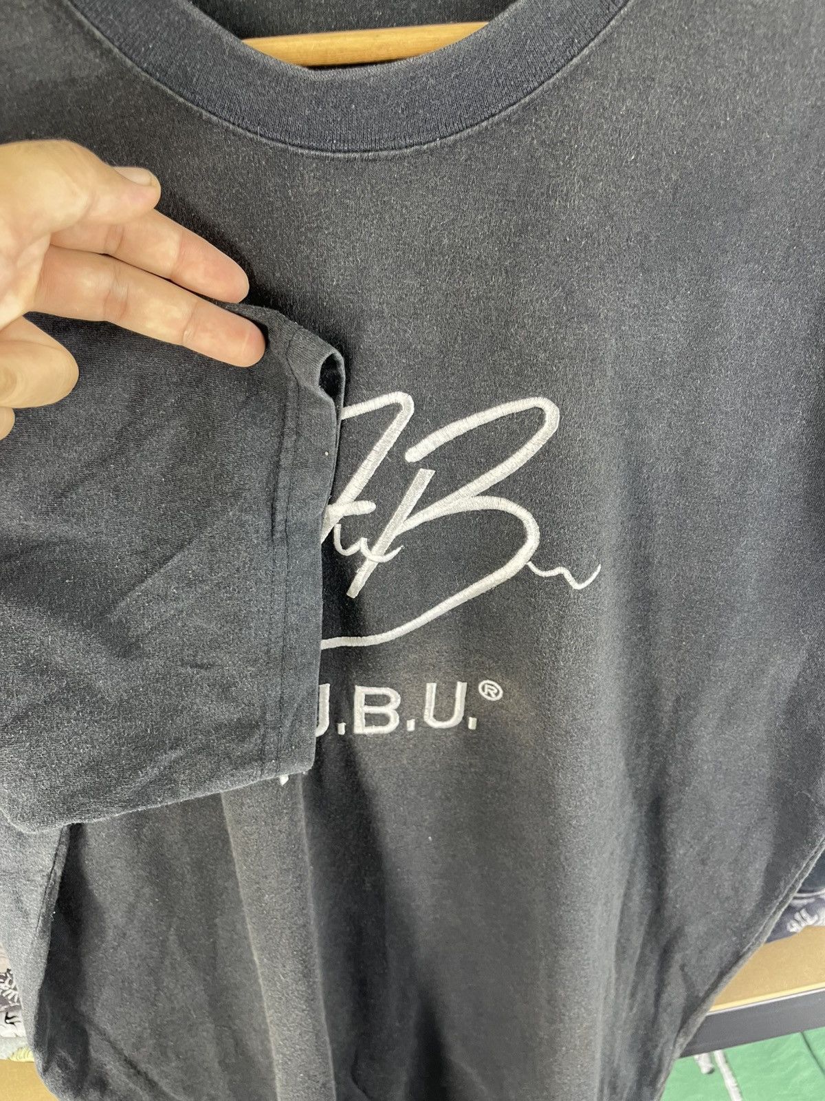 Fubu Vintage Fubu Embroidered Shirt Tee Size US L / EU 52-54 / 3 - 4 Thumbnail