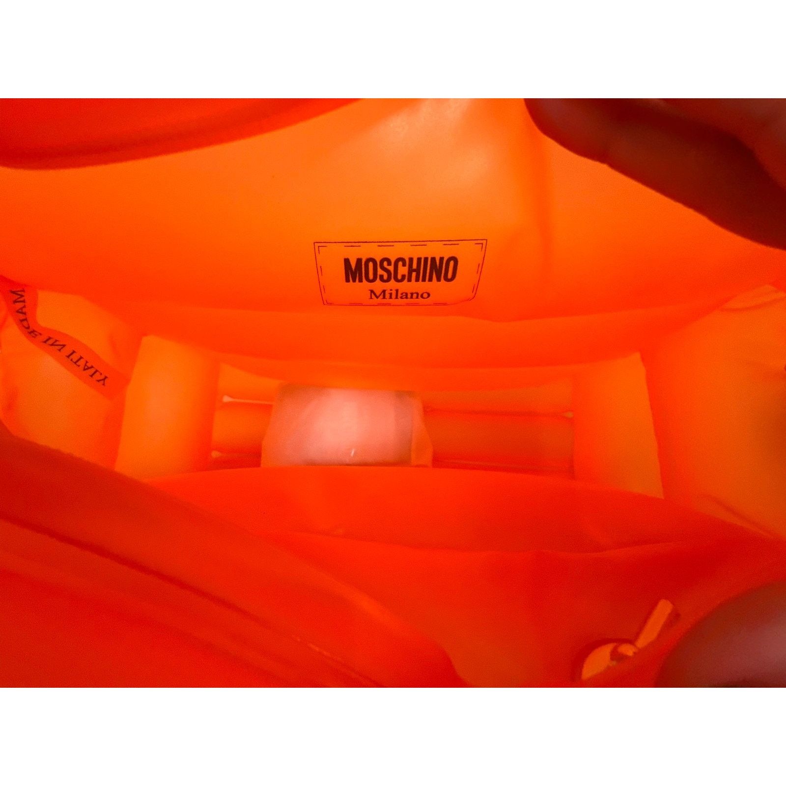 Moschino SS23 Moschino Couture Orange Inflatable Crossbody Bag Logo Size ONE SIZE - 8 Thumbnail
