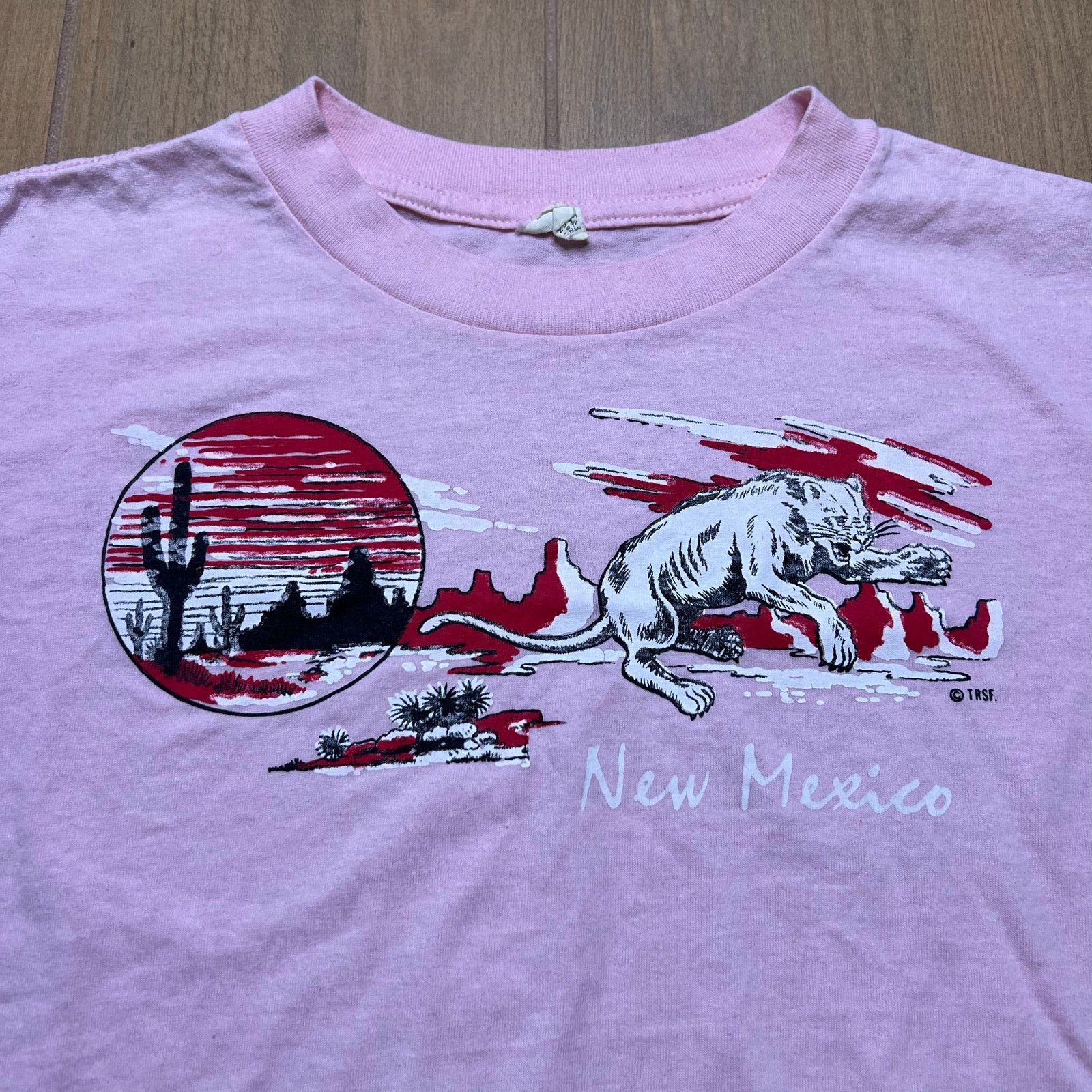 Vintage Vintage 80s T-shirt "New Mexico" desert scene design Sz L Size US L / EU 52-54 / 3 - 2 Thumbnail