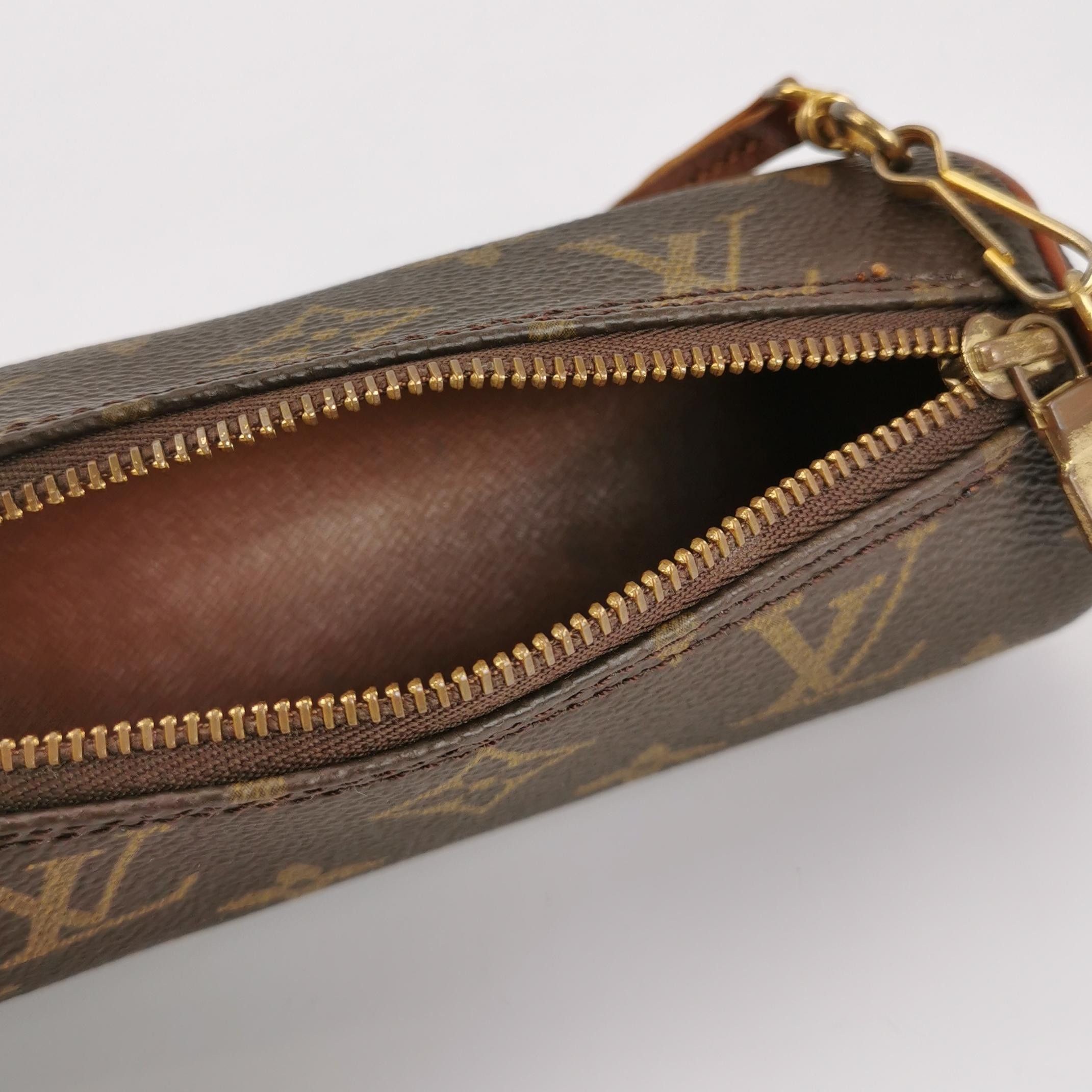 Louis Vuitton Louis Vuitton (LV) Papillon Mini Cowhide Monogram Print Vin Size ONE SIZE - 2 Thumbnail